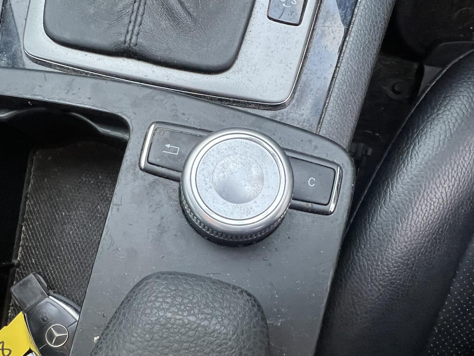 View Auto part Engine MERCEDES C CLASS 2008