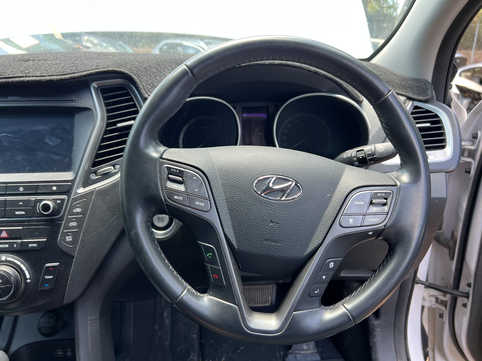 View Auto part Engine HYUNDAI SANTA FE 2015