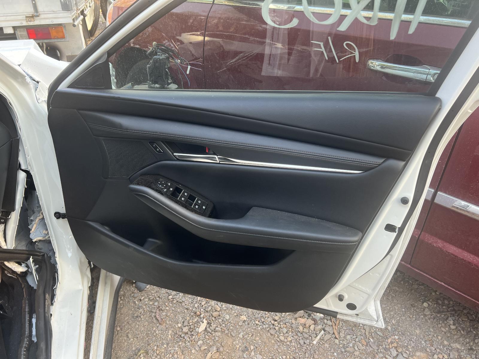 View Auto part Engine MAZDA 3 2022