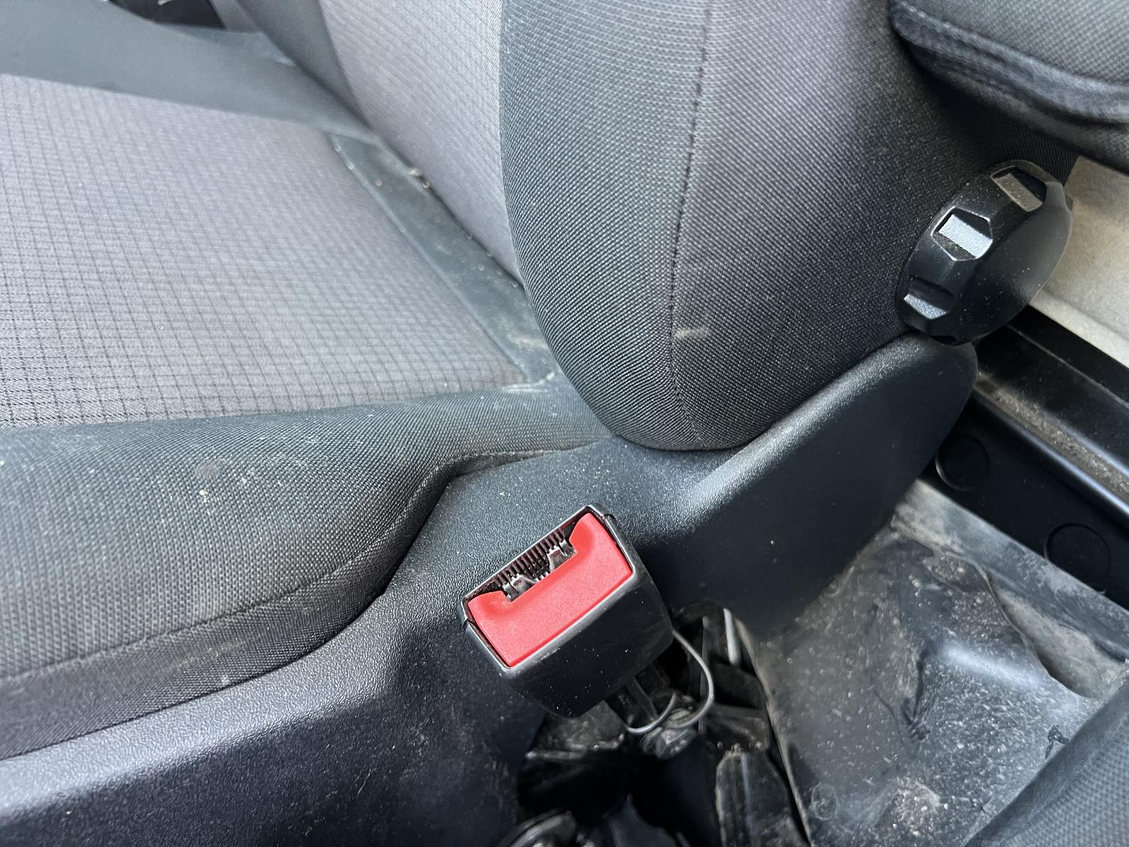 View FORD TRANSIT CUSTOM 2022 2 Door Van Breaking