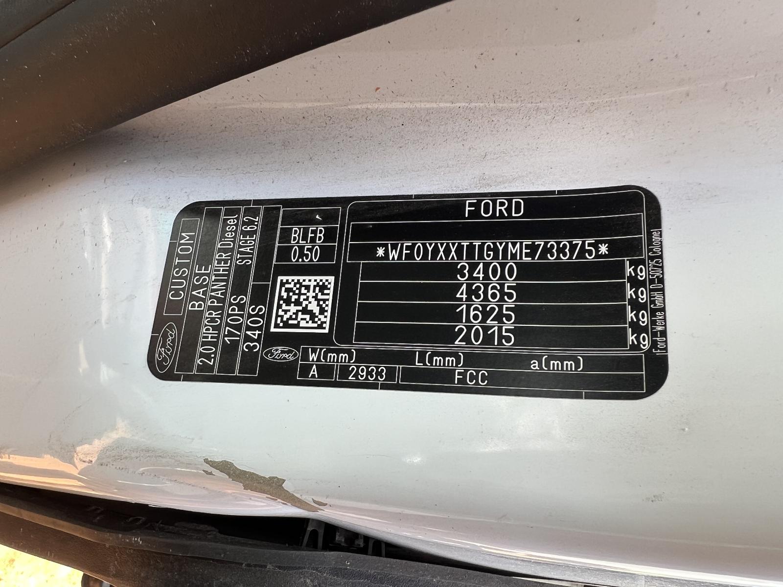 View FORD TRANSIT CUSTOM 2022 2 Door Van Breaking
