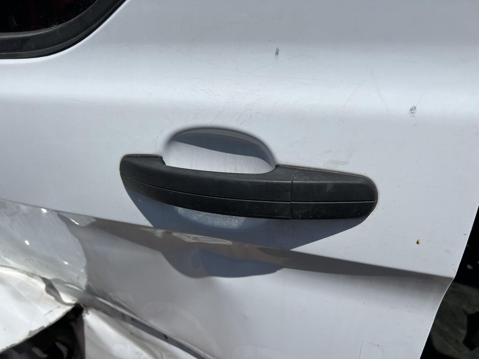 View FORD TRANSIT CUSTOM 2022 2 Door Van Breaking