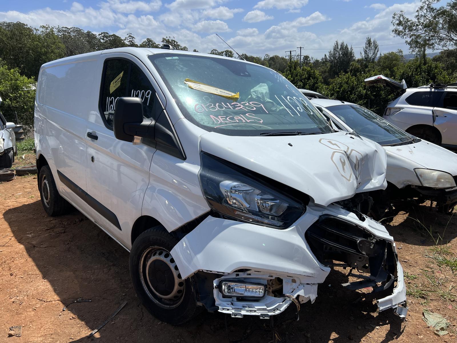 Image for a FORD TRANSIT CUSTOM 2022 2 Door Van Breaking