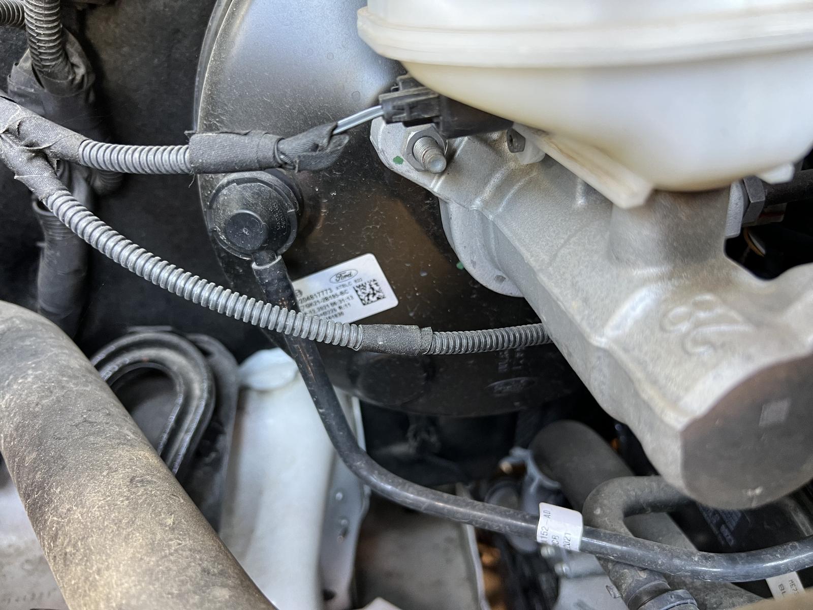 View FORD TRANSIT CUSTOM 2022 2 Door Van Breaking