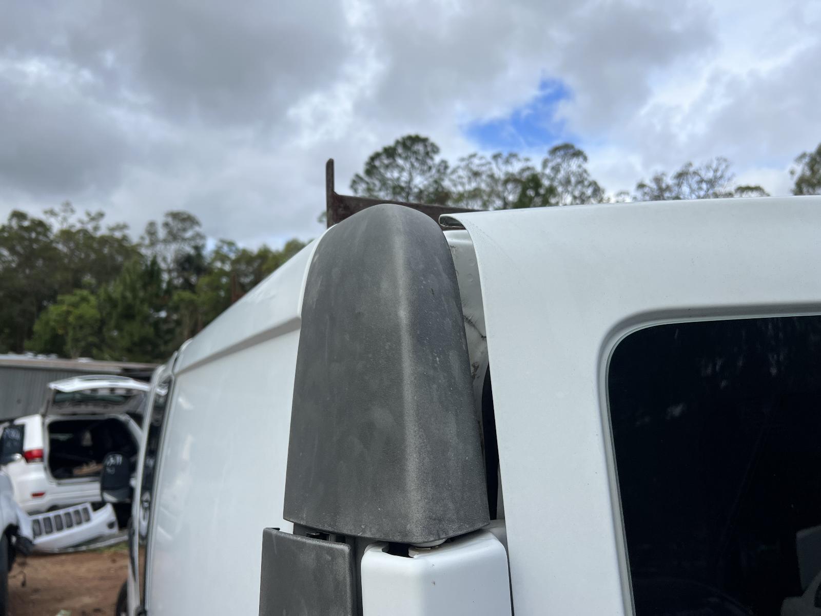 View Auto part Engine RENAULT TRAFIC 2013
