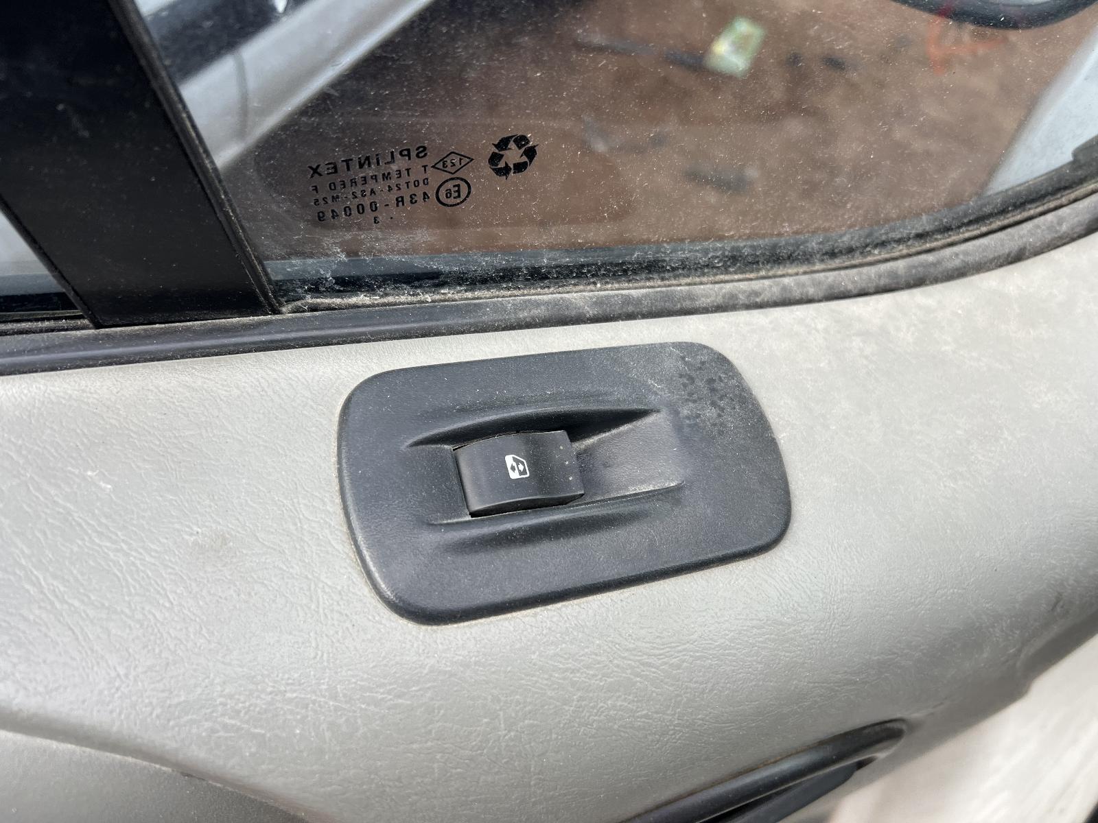 View Auto part Engine RENAULT TRAFIC 2013