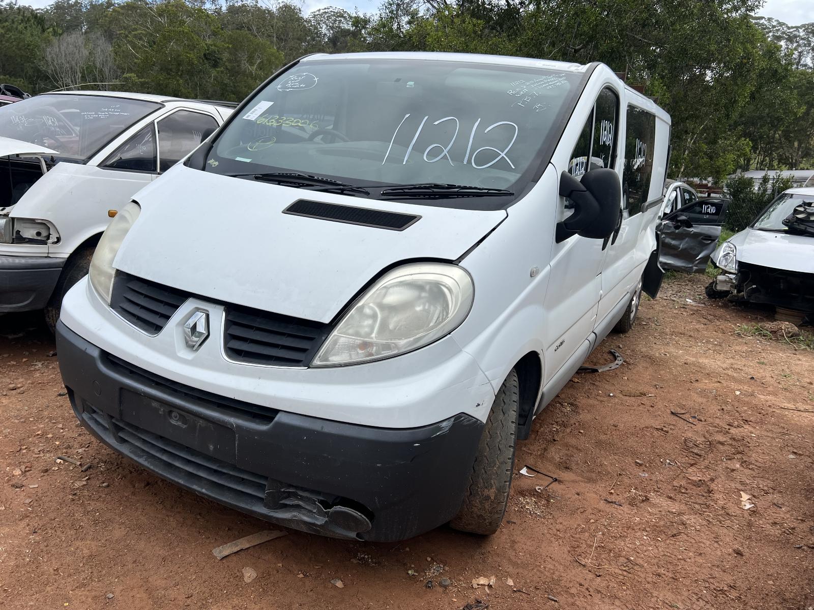 View Auto part Engine RENAULT TRAFIC 2013