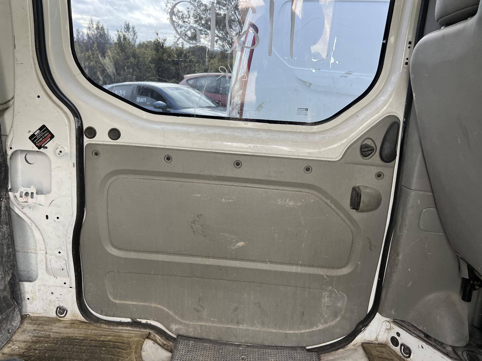 View Auto part Engine RENAULT TRAFIC 2013