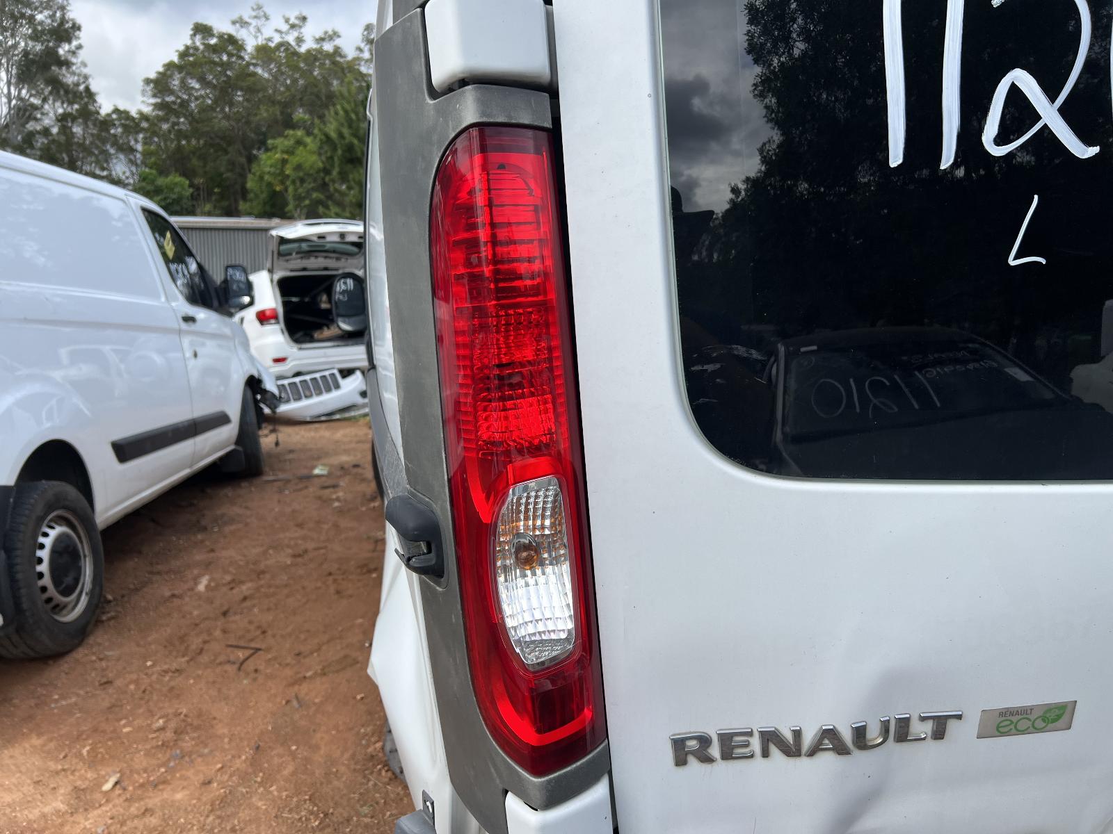 View Auto part Engine RENAULT TRAFIC 2013