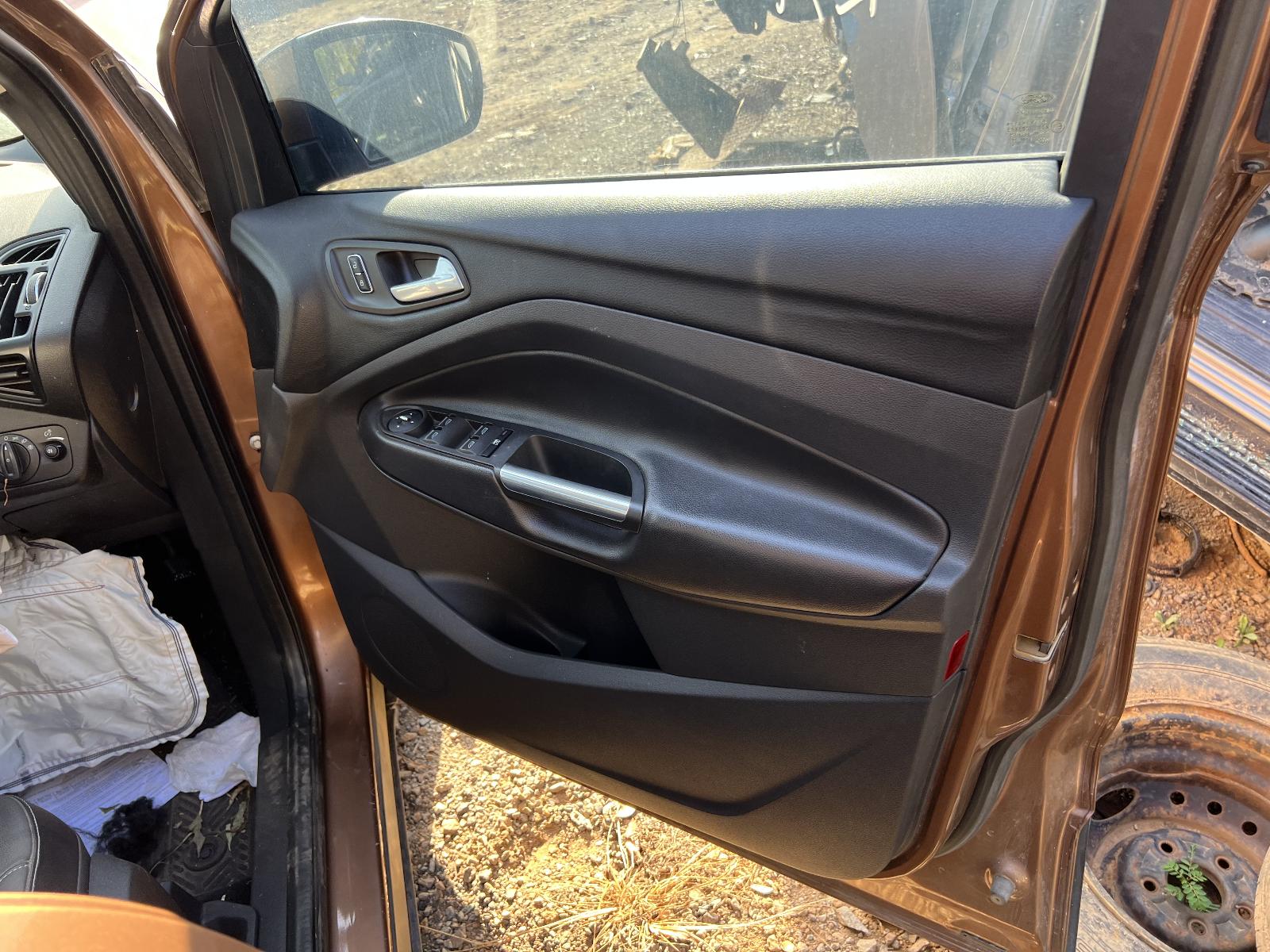 View Auto part Engine FORD KUGA 2014