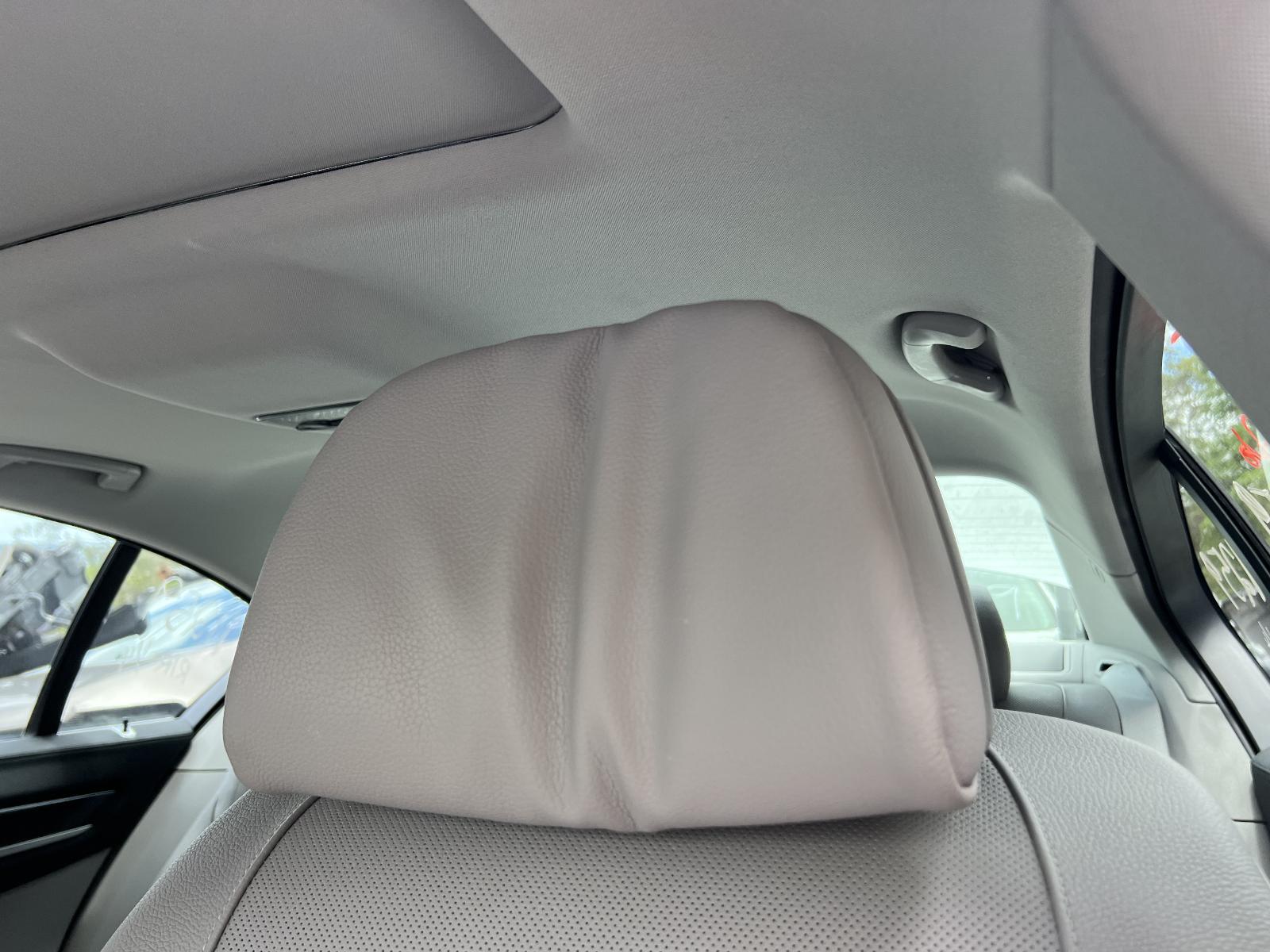 View BMW 7 SERIES 2011 4 Door Sedan Breaking