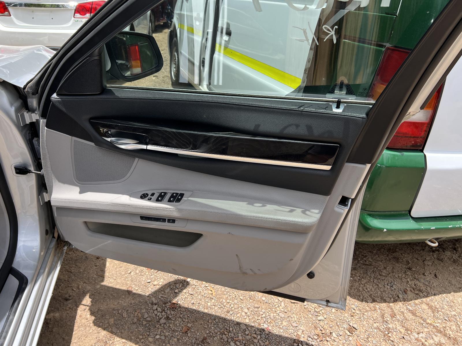 View BMW 7 SERIES 2011 4 Door Sedan Breaking
