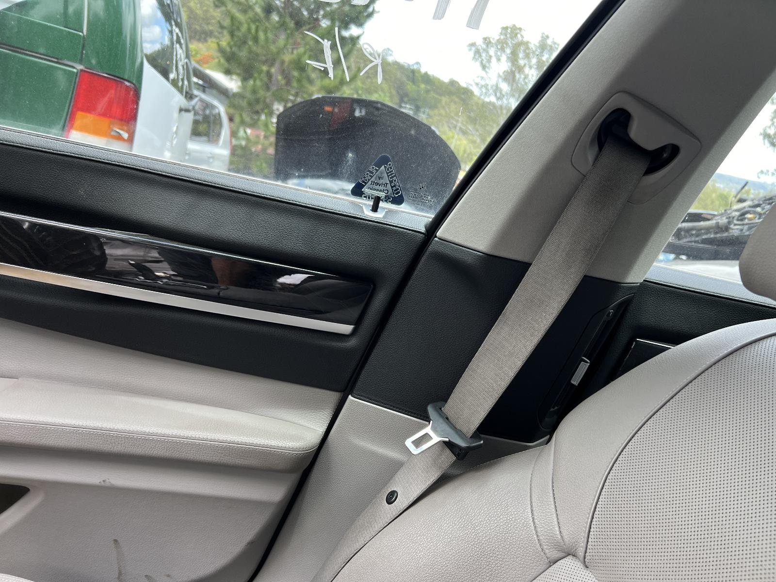 View BMW 7 SERIES 2011 4 Door Sedan Breaking