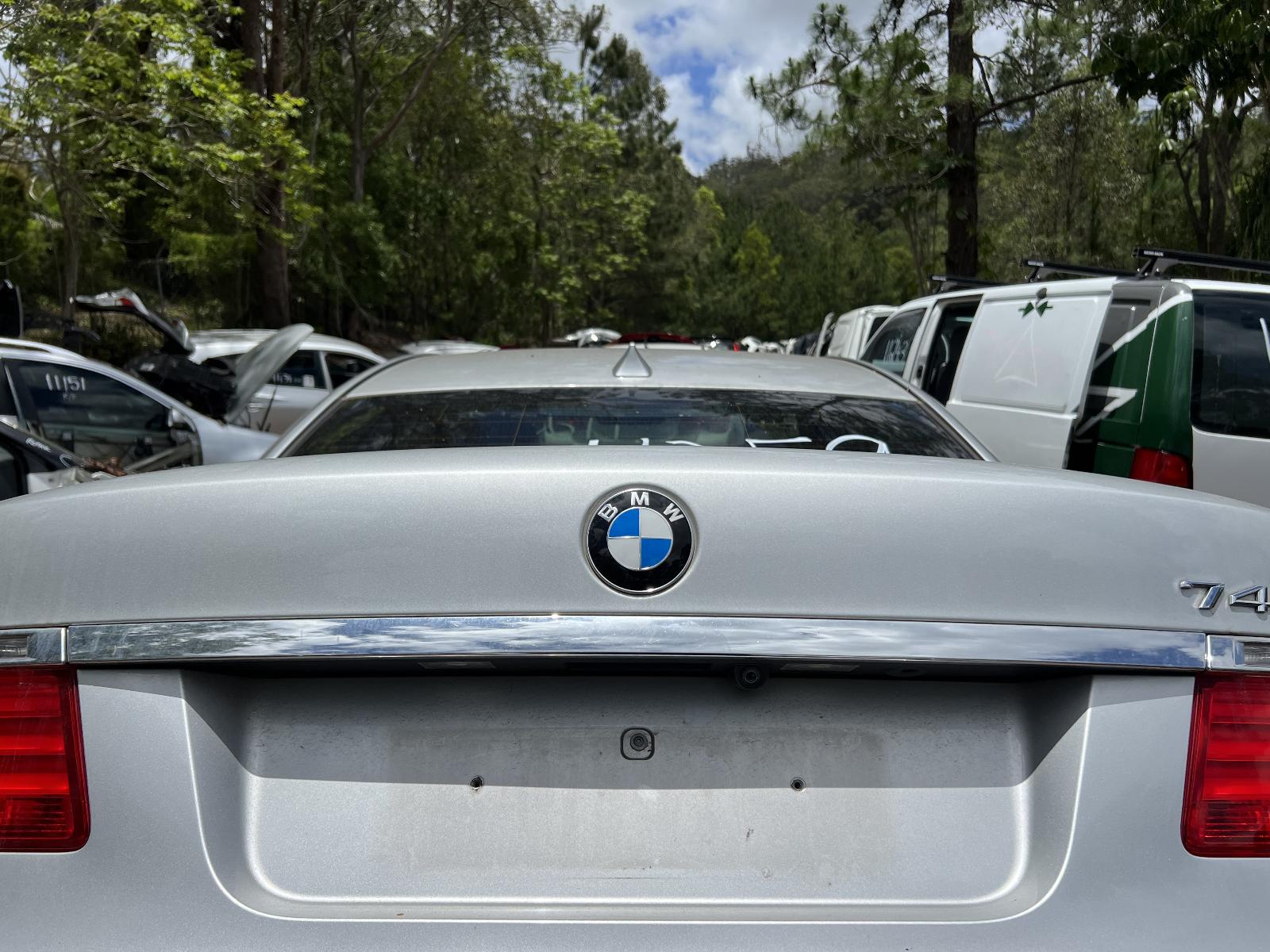 View BMW 7 SERIES 2011 4 Door Sedan Breaking