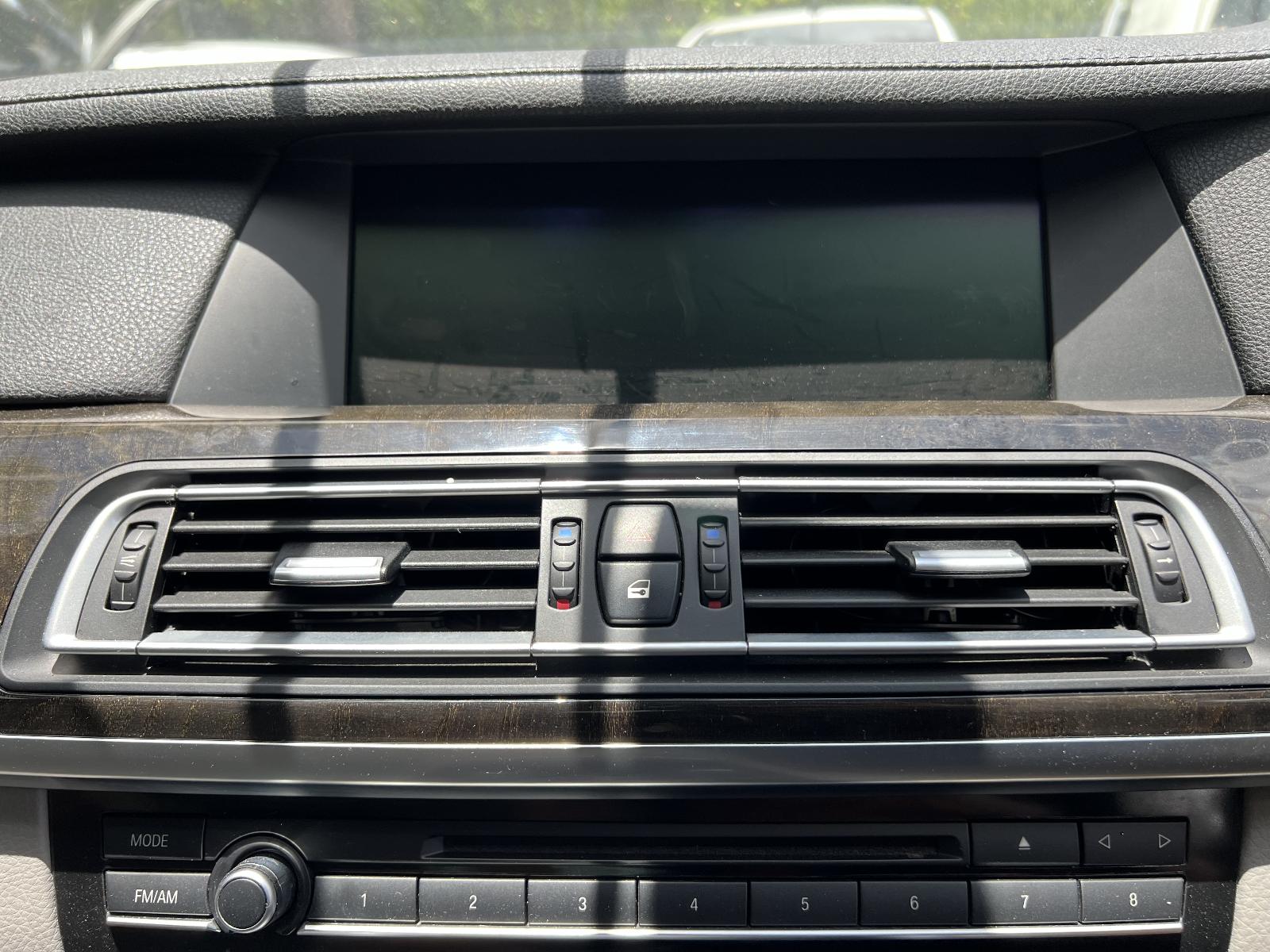 View BMW 7 SERIES 2011 4 Door Sedan Breaking