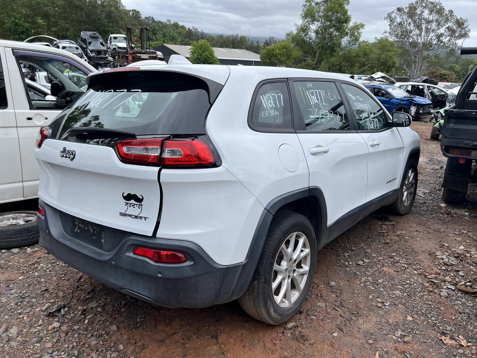 View Auto part Engine JEEP CHEROKEE 2014