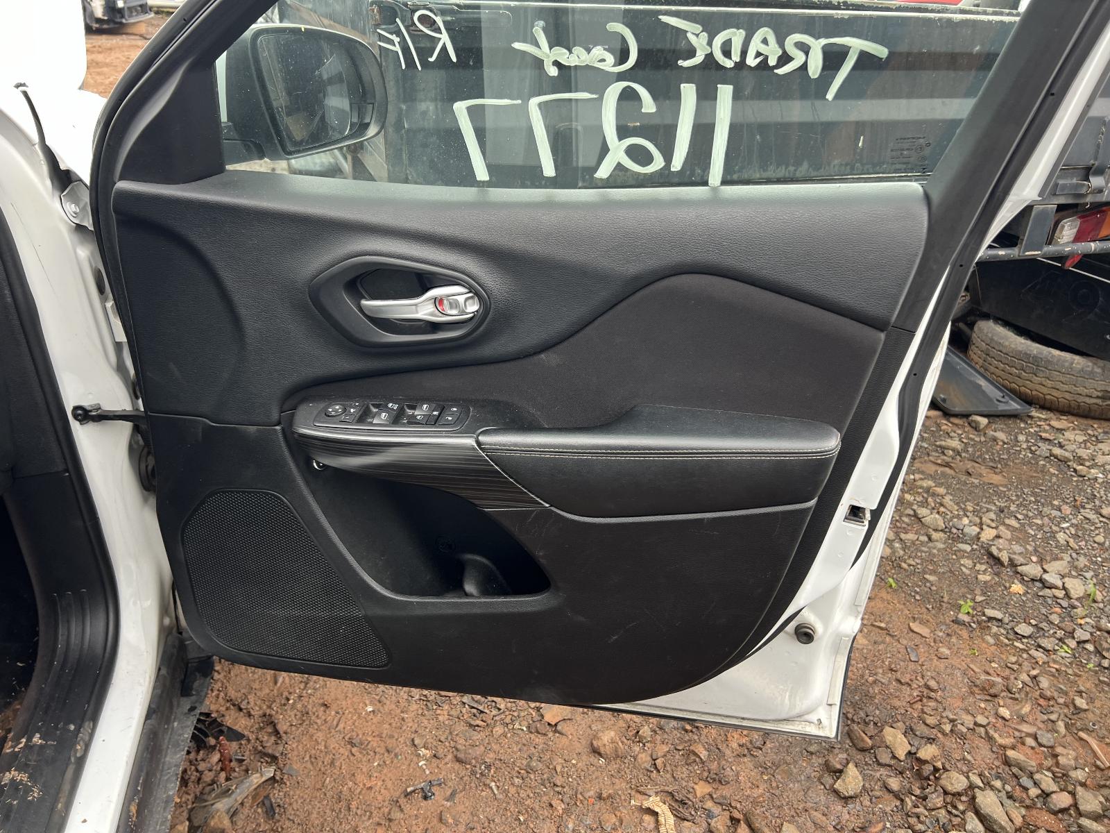 View Auto part Engine JEEP CHEROKEE 2014