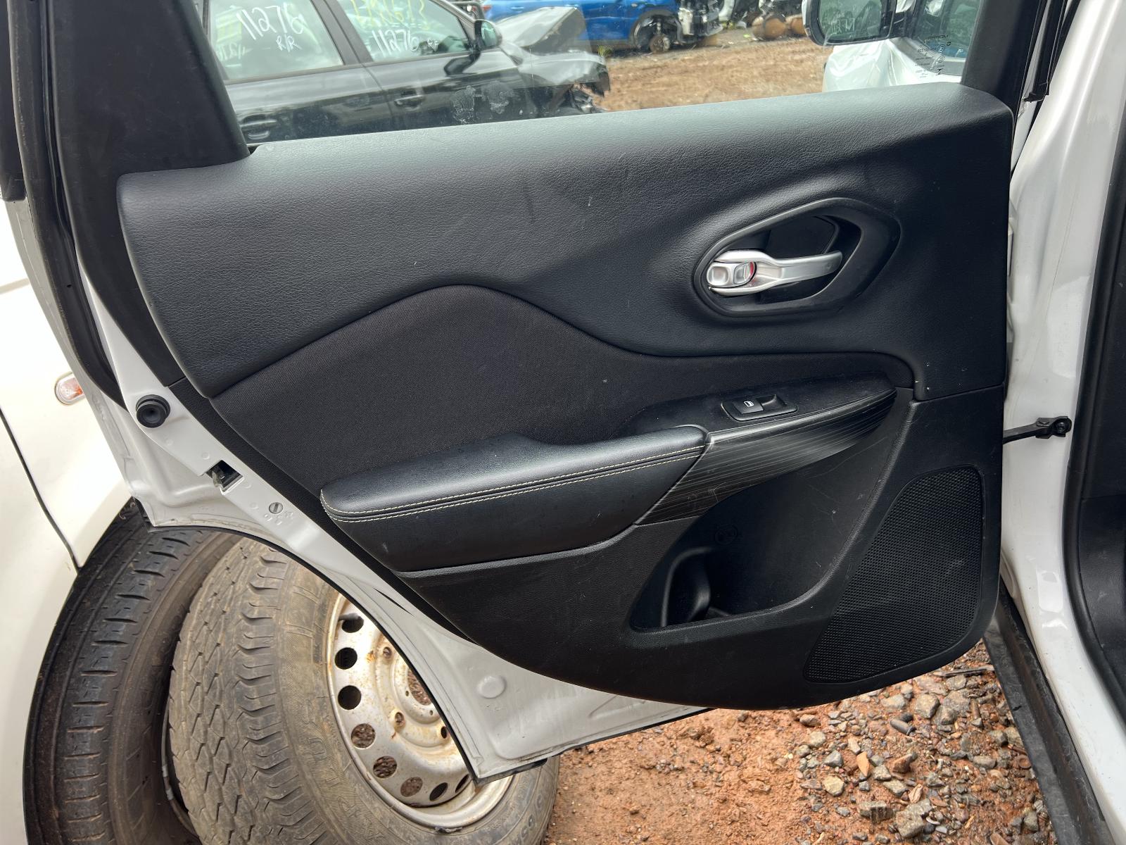 View Auto part Engine JEEP CHEROKEE 2014