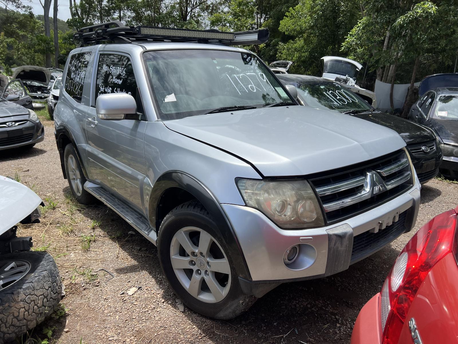 Image for a MITSUBISHI PAJERO 2008 5 Door Station Wagon Breaking