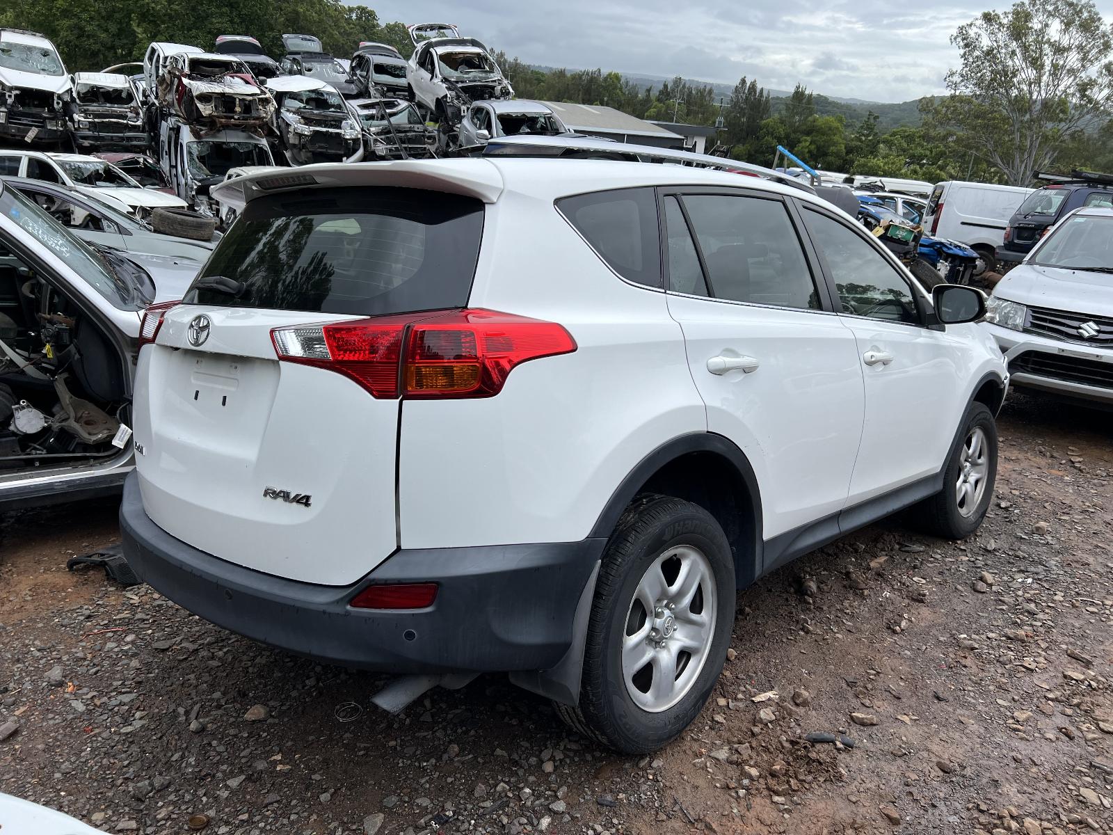 View Auto part Starter Toyota Rav4 2015