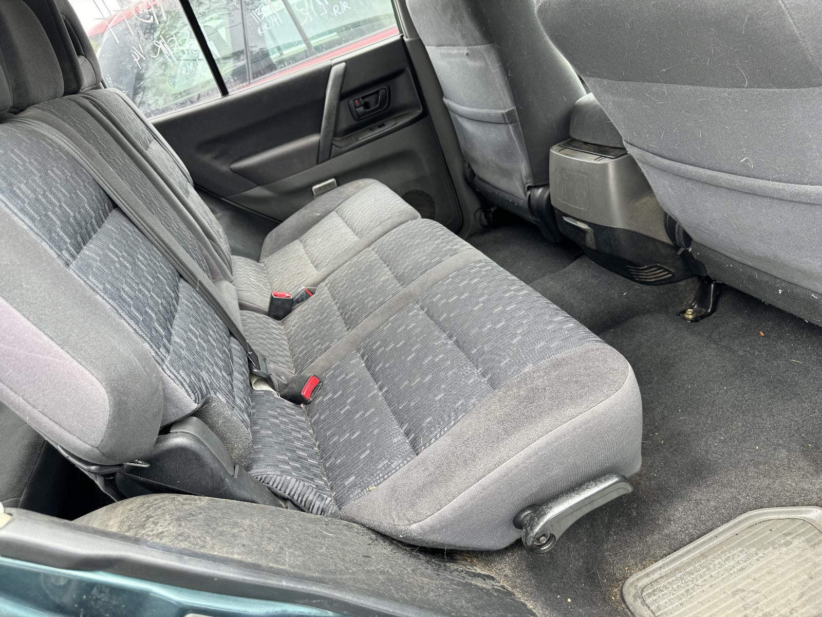 View Auto part Engine MITSUBISHI PAJERO 2004