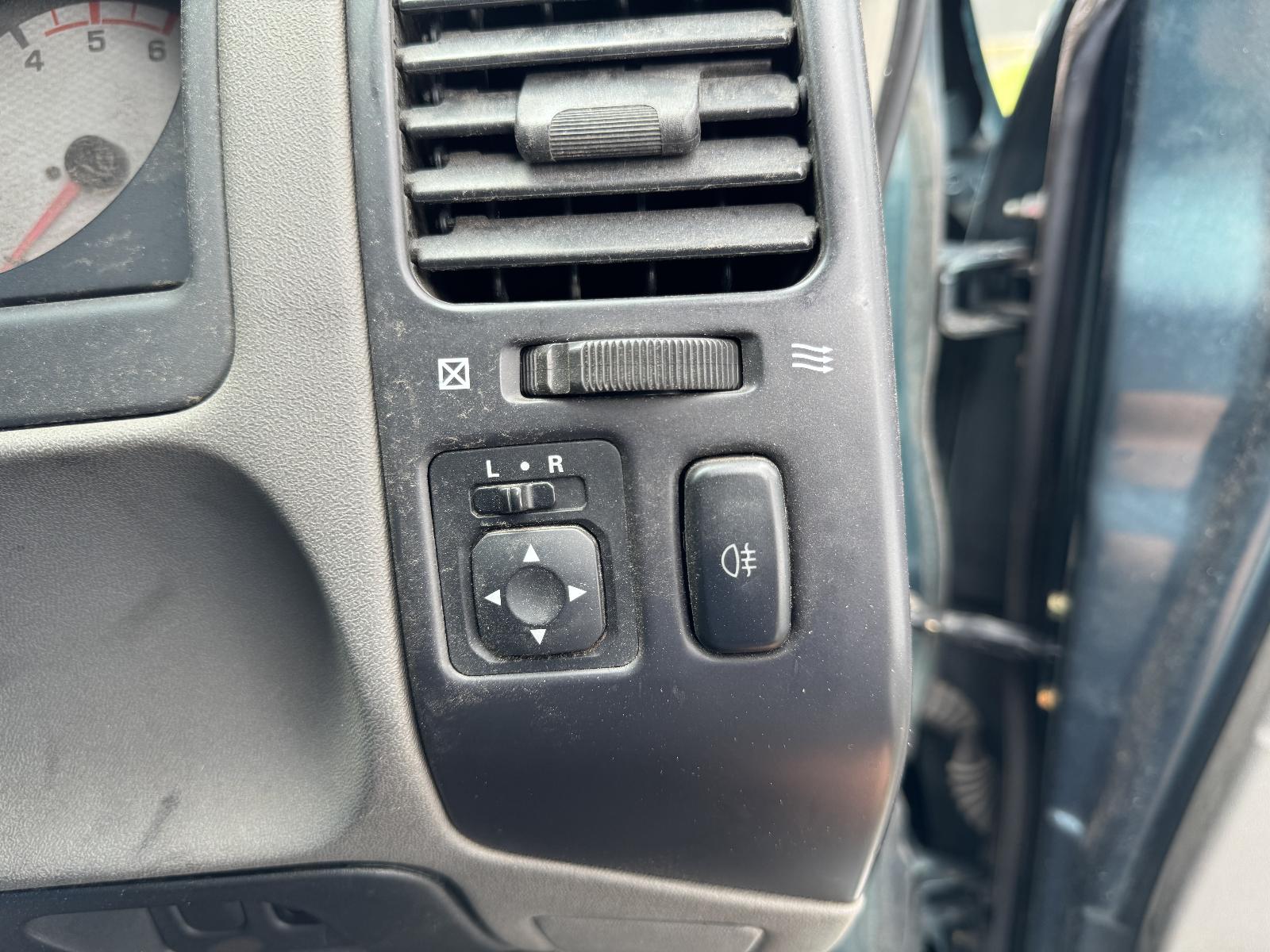 View Auto part Engine MITSUBISHI PAJERO 2004