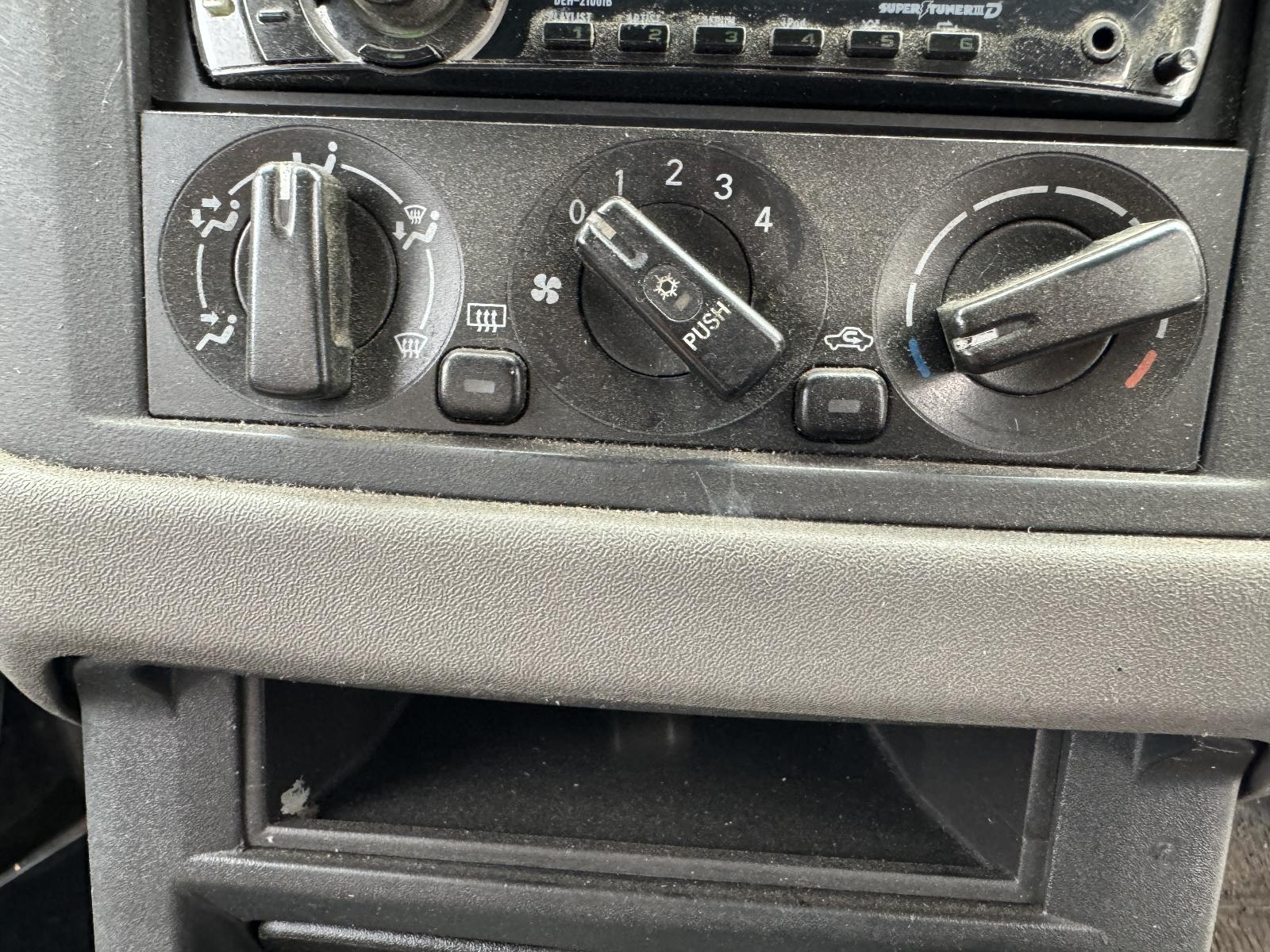View Auto part Engine MITSUBISHI PAJERO 2004