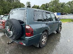 View MITSUBISHI PAJERO 2004   Breaking