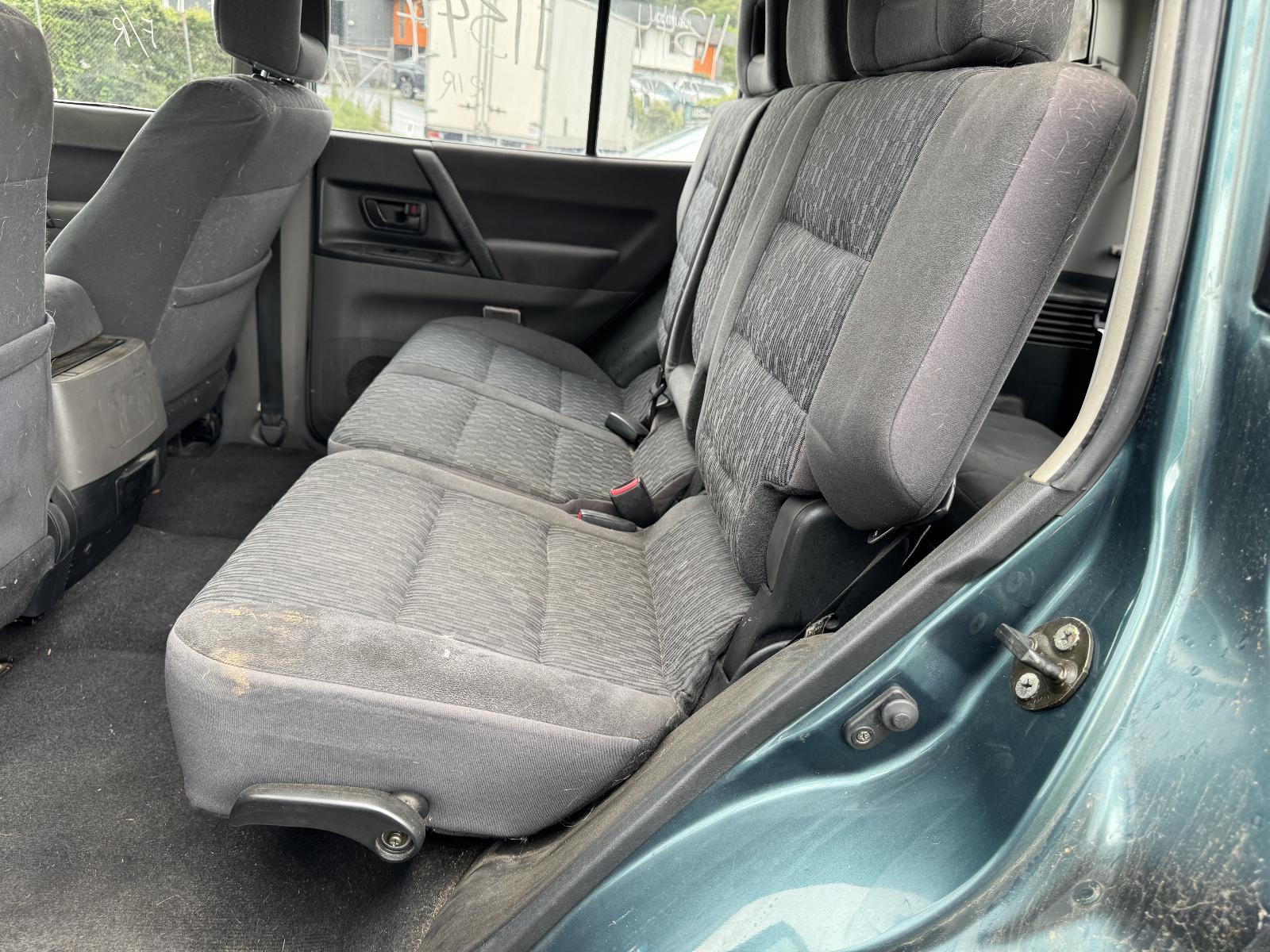 View Auto part Engine MITSUBISHI PAJERO 2004