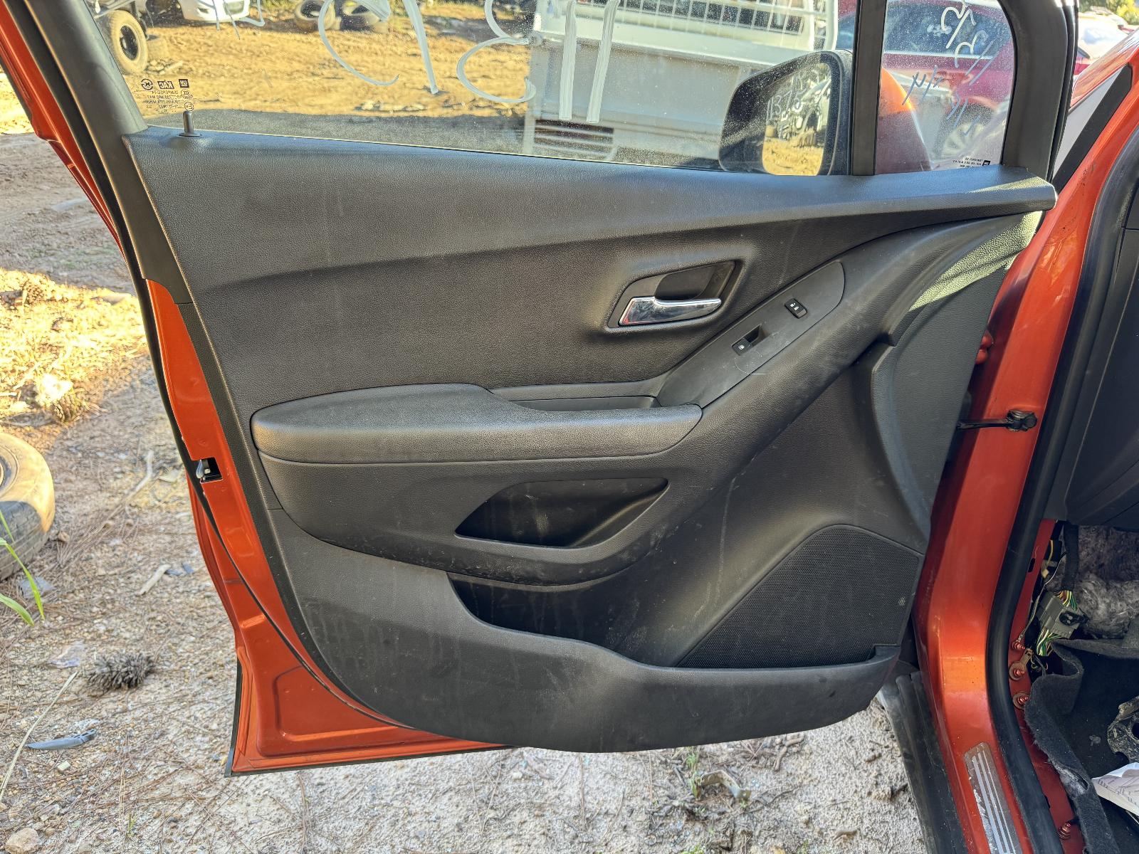 View HOLDEN TRAX 2013 5 Door Station Wagon Breaking