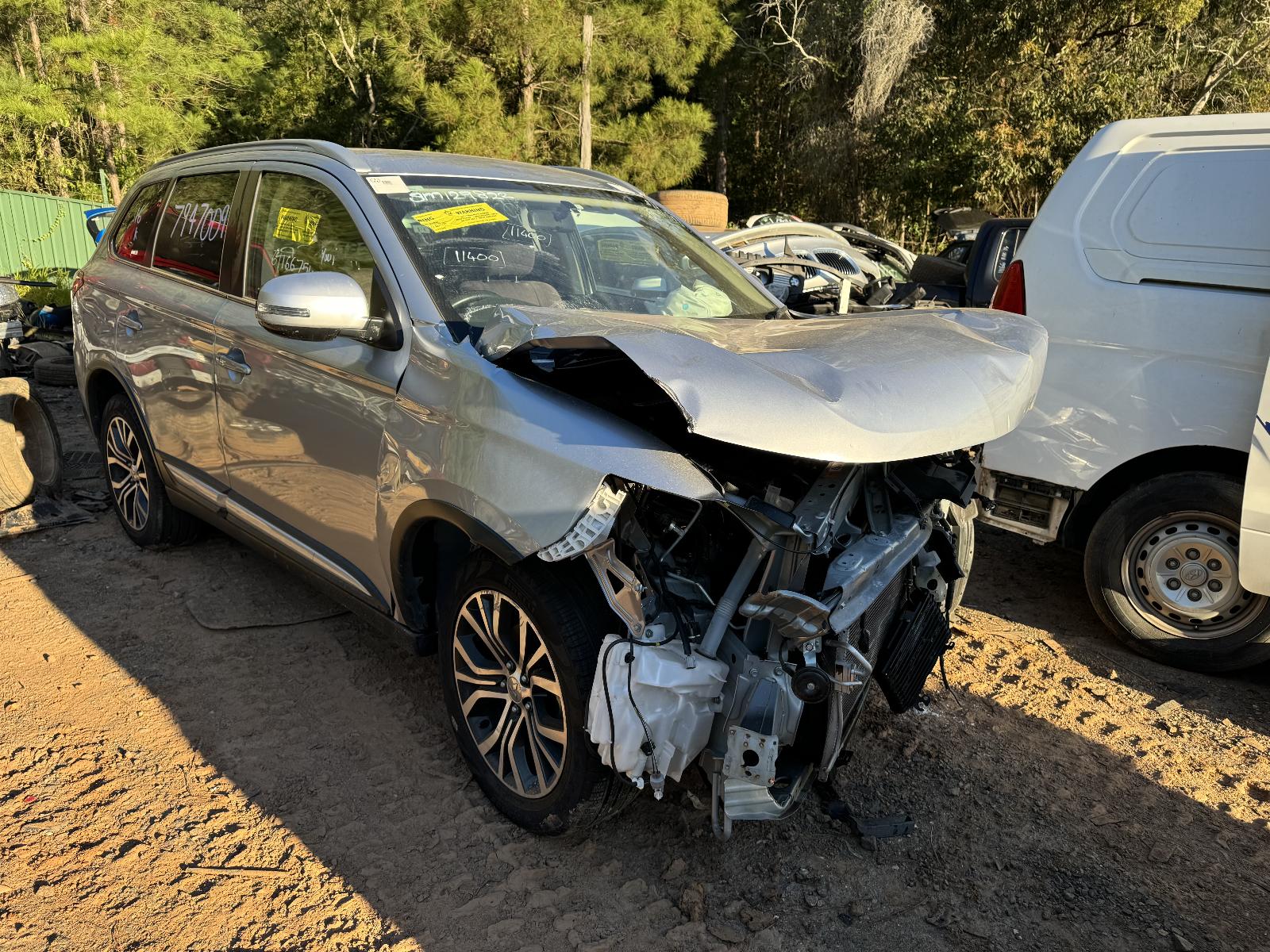 View Auto part A/C Compressor Mitsubishi Outlander 2016