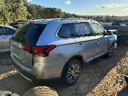 View Auto part A/C Compressor Mitsubishi Outlander 2016