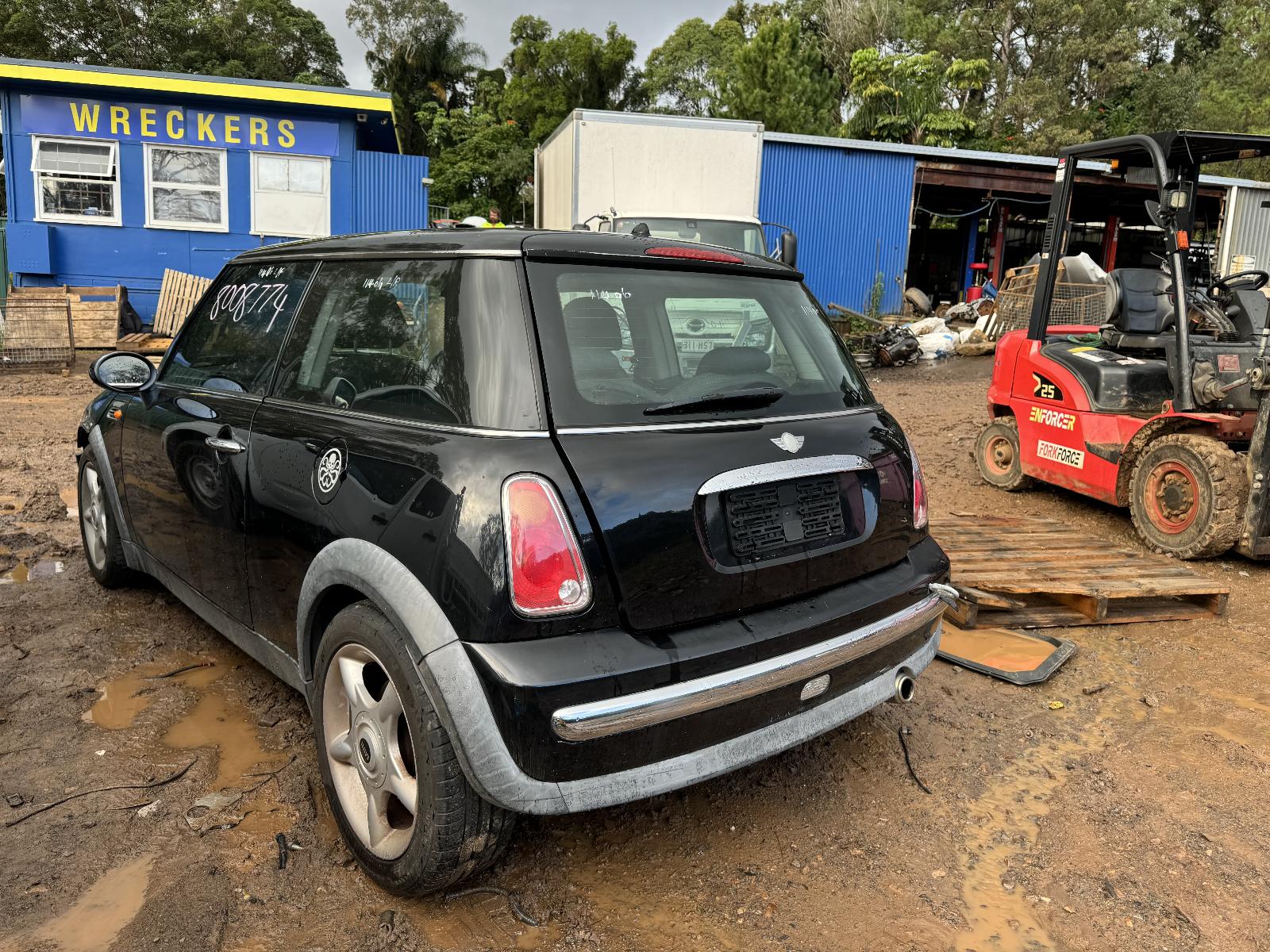 View Auto part Front Bumper Mini Cooper 2004