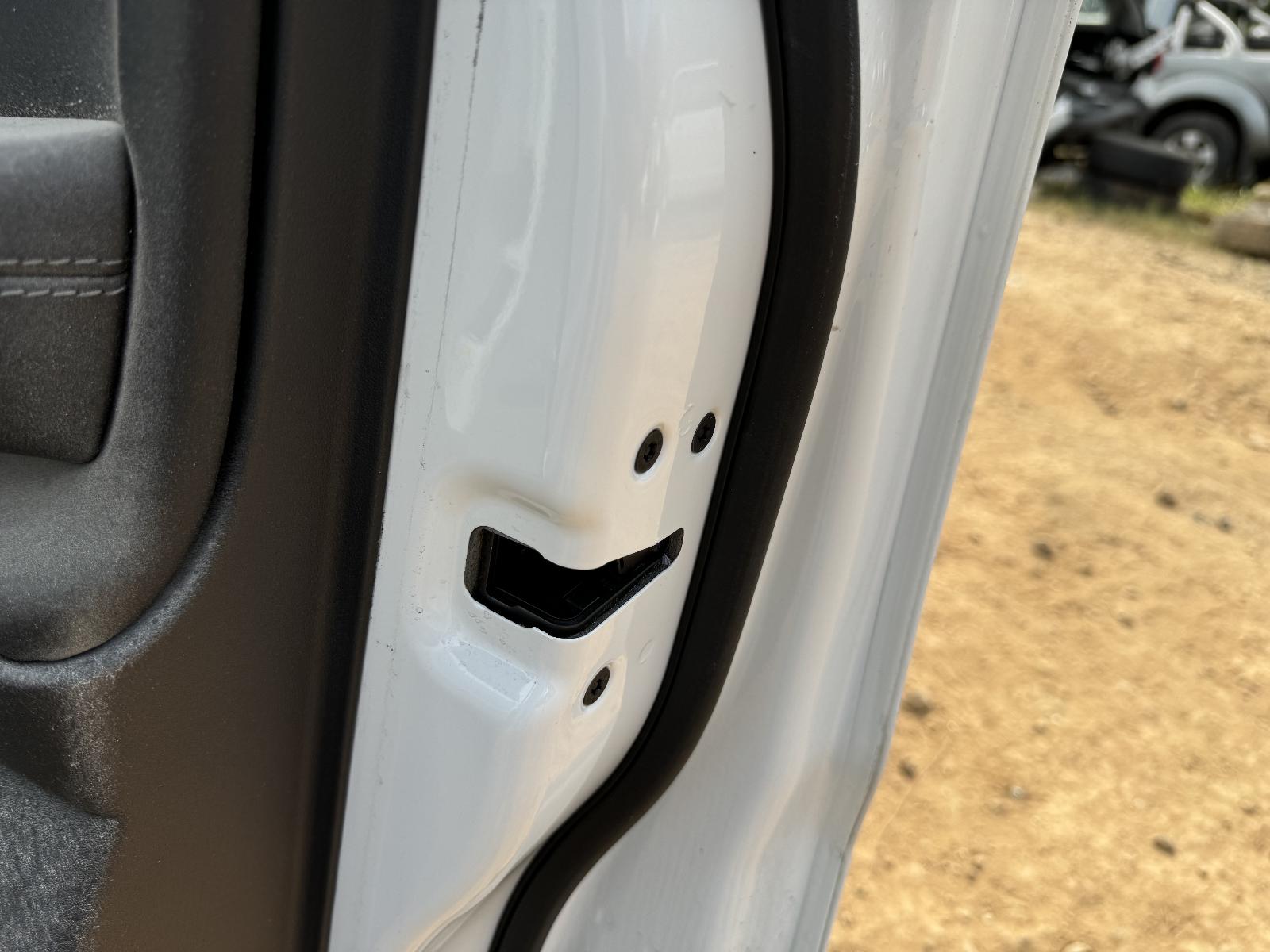 View LAND ROVER RANGEROVER EVOQUE 2016 5 Door Station Wagon Breaking