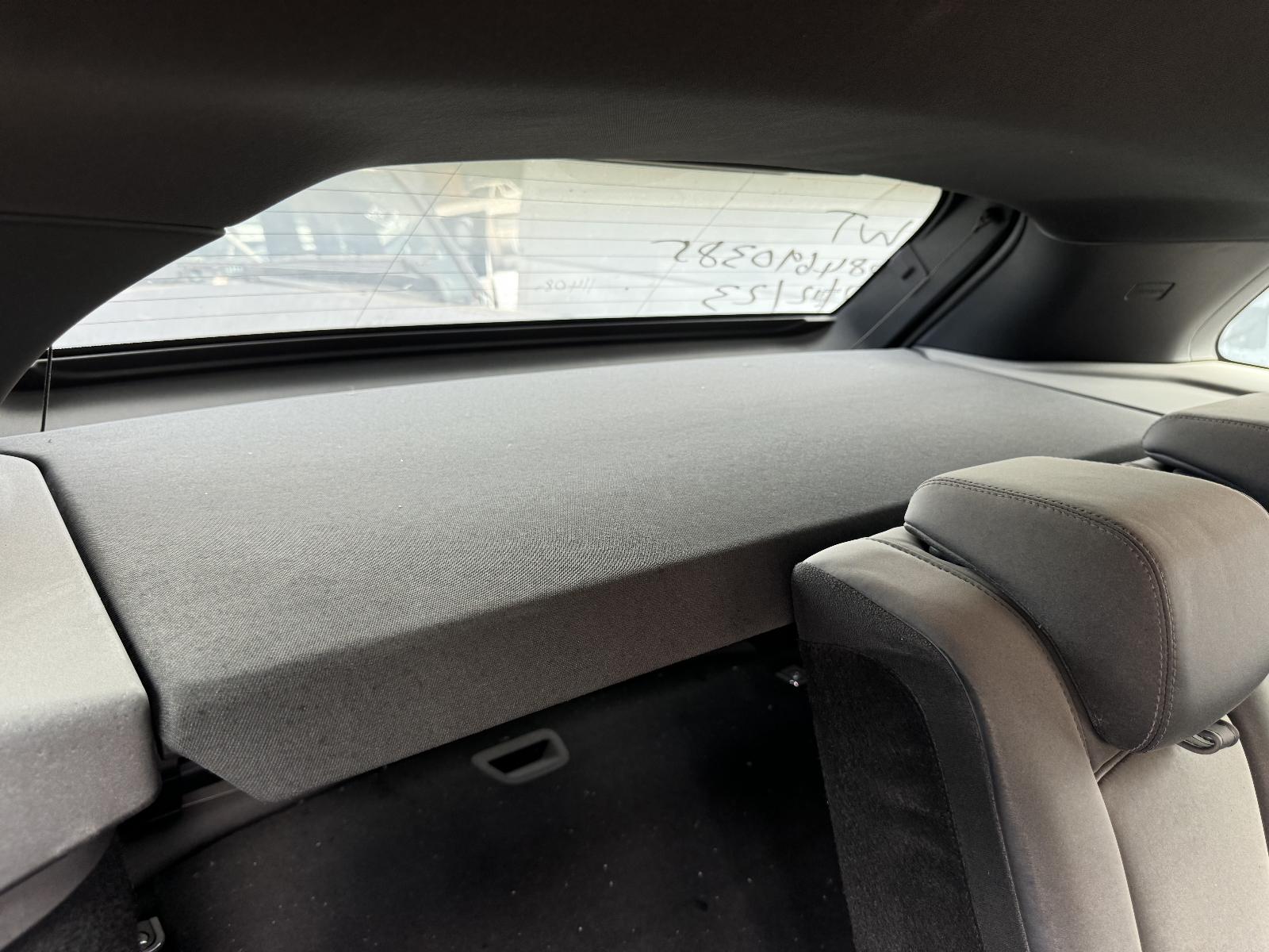 View LAND ROVER RANGEROVER EVOQUE 2016 5 Door Station Wagon Breaking