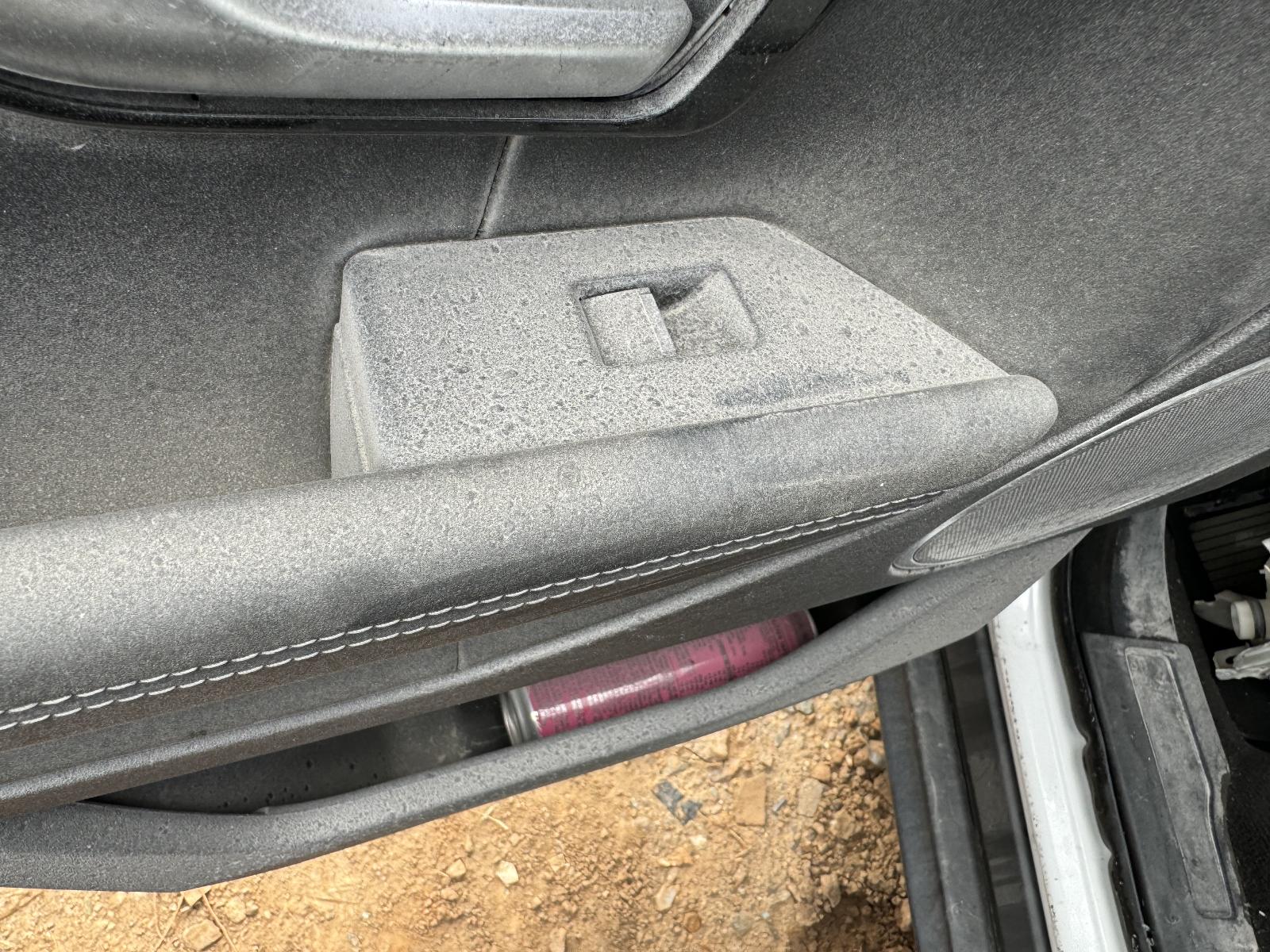 View LAND ROVER RANGEROVER EVOQUE 2016 5 Door Station Wagon Breaking