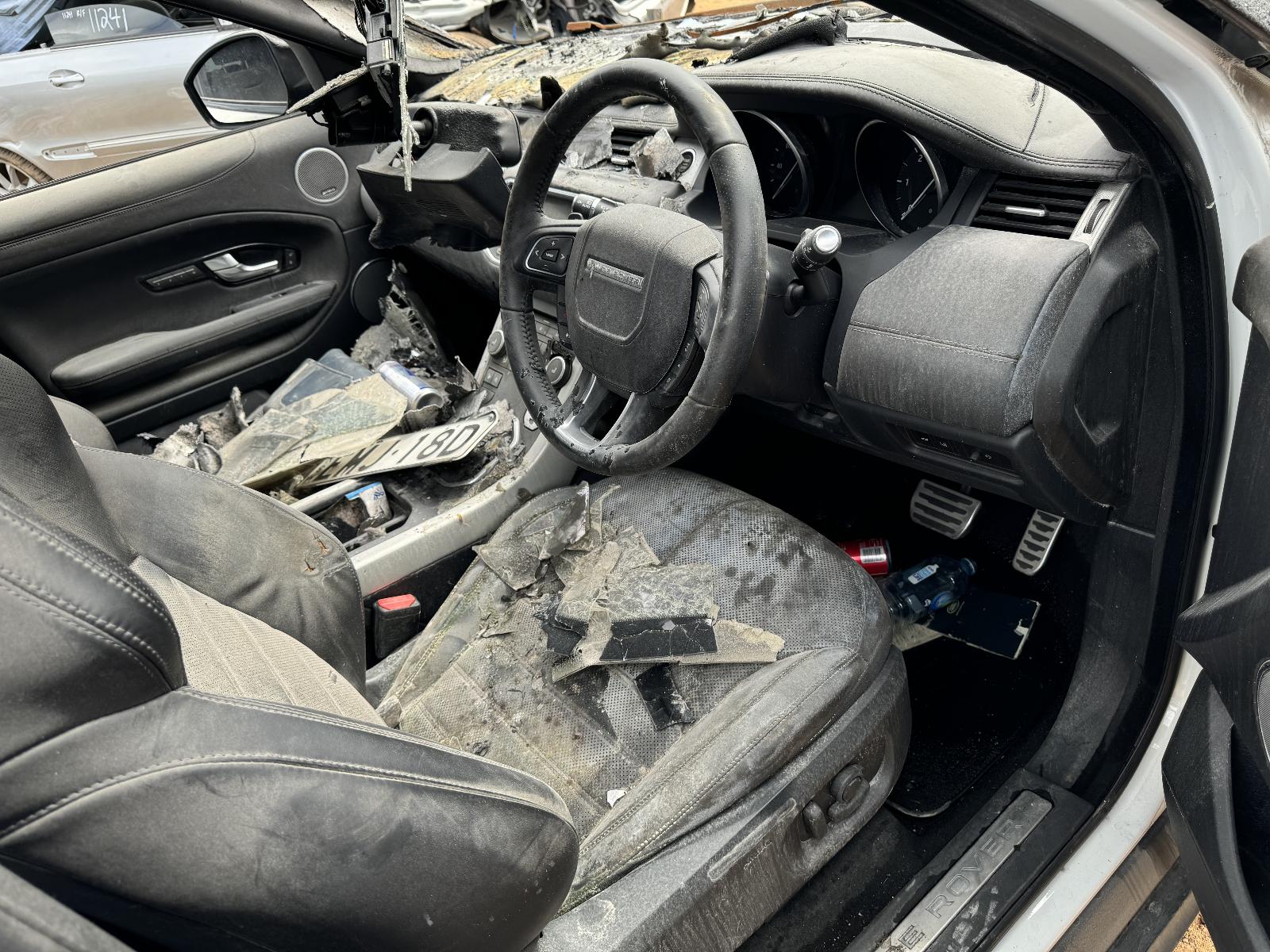 View LAND ROVER RANGEROVER EVOQUE 2016 5 Door Station Wagon Breaking