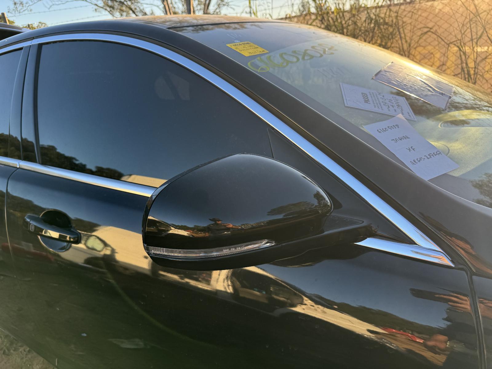 View JAGUAR XF 2015 4 Door Sedan Breaking