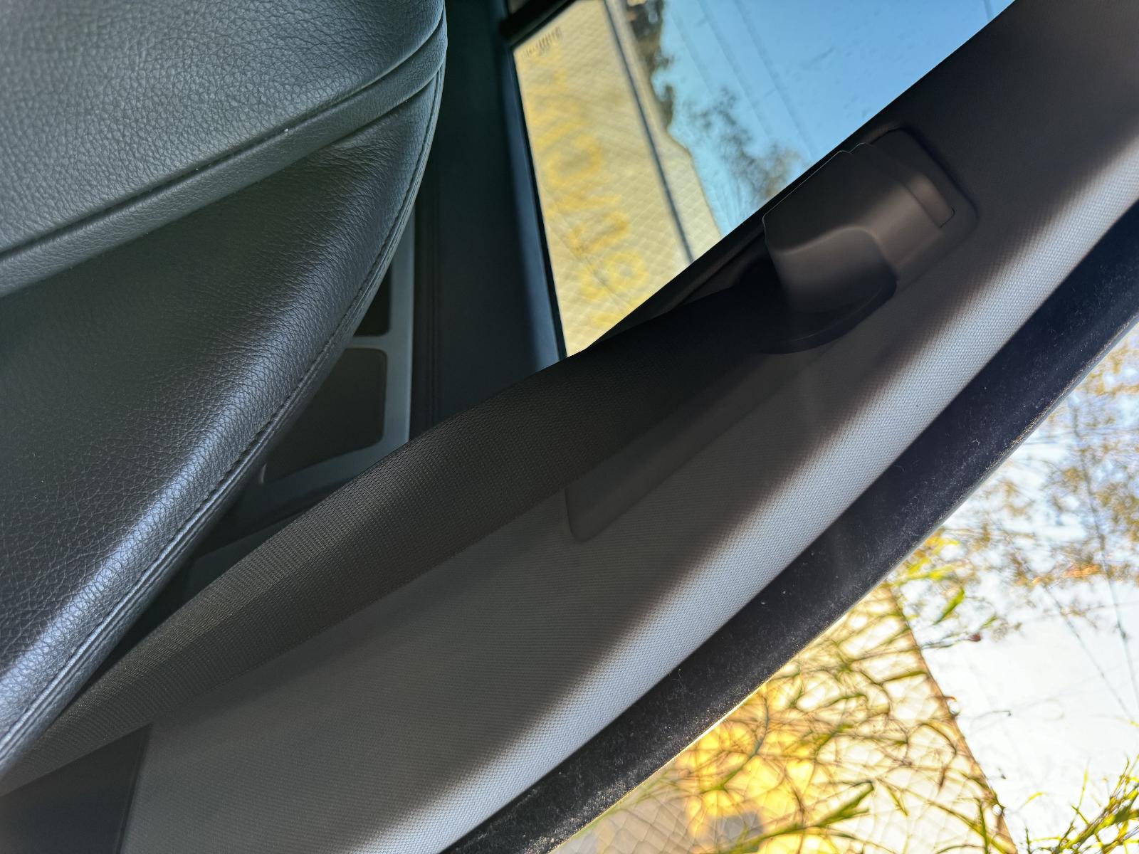 View JAGUAR XF 2015 4 Door Sedan Breaking