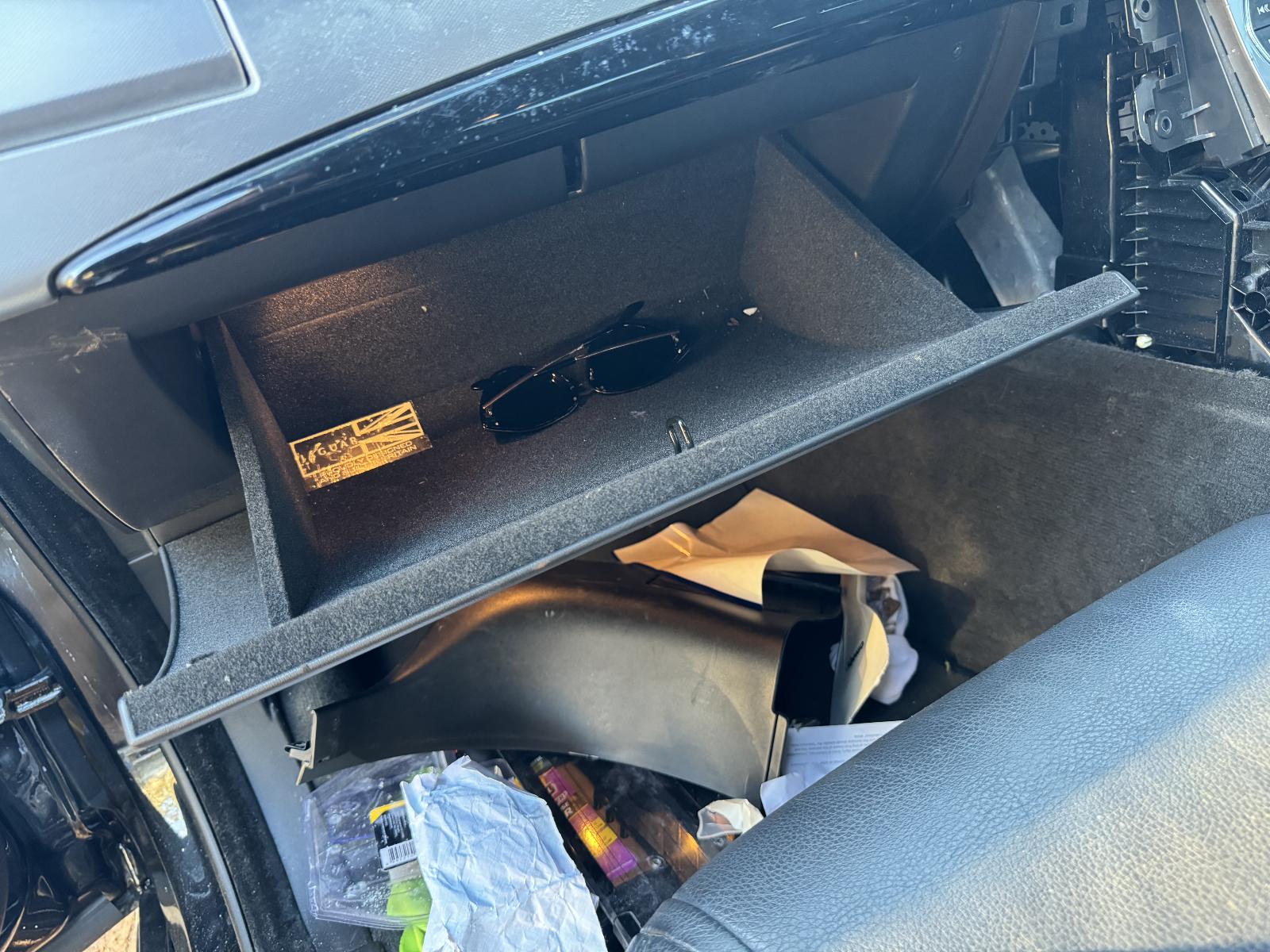 View JAGUAR XF 2015 4 Door Sedan Breaking
