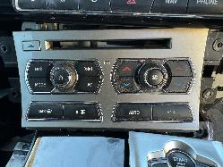 View JAGUAR XF 2015 4 Door Sedan Breaking