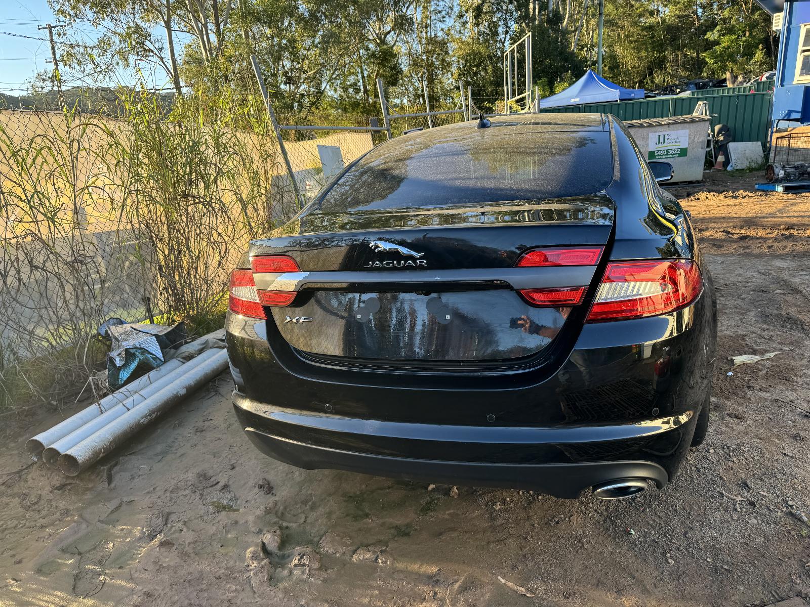 View JAGUAR XF 2015 4 Door Sedan Breaking