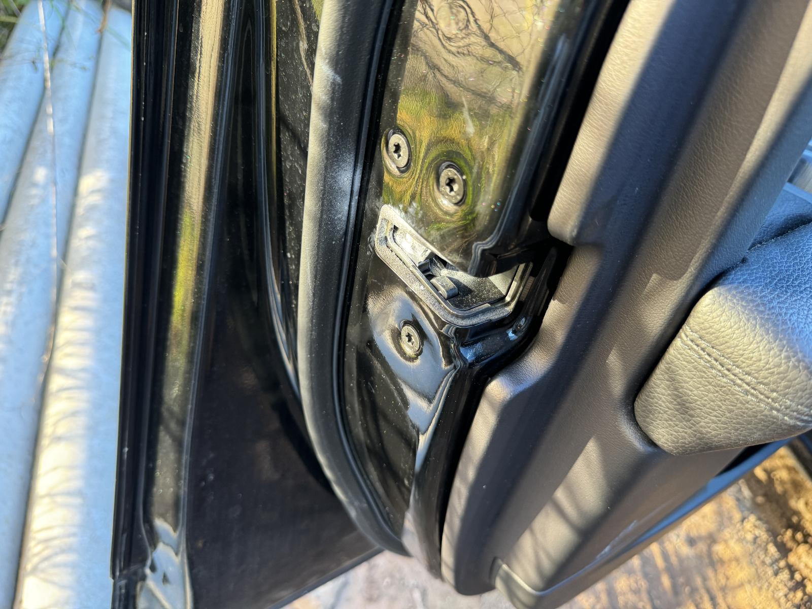View JAGUAR XF 2015 4 Door Sedan Breaking