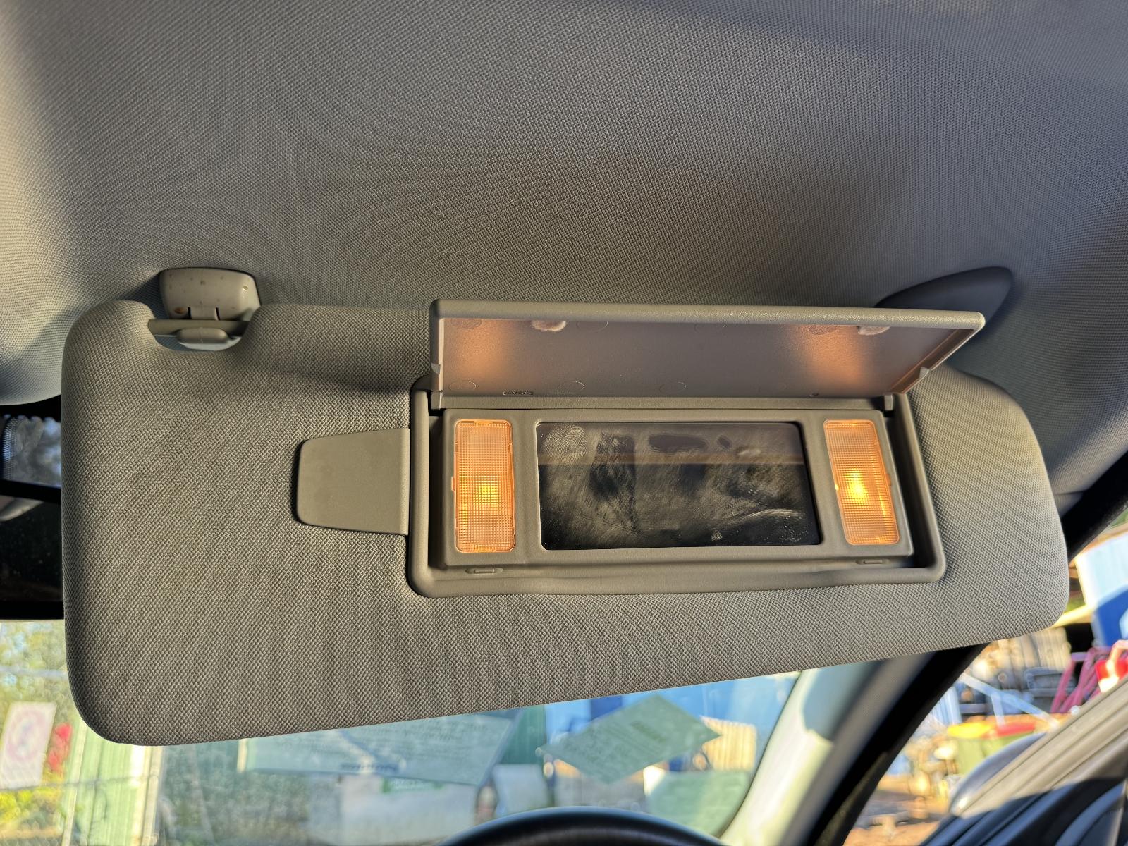 View JAGUAR XF 2015 4 Door Sedan Breaking