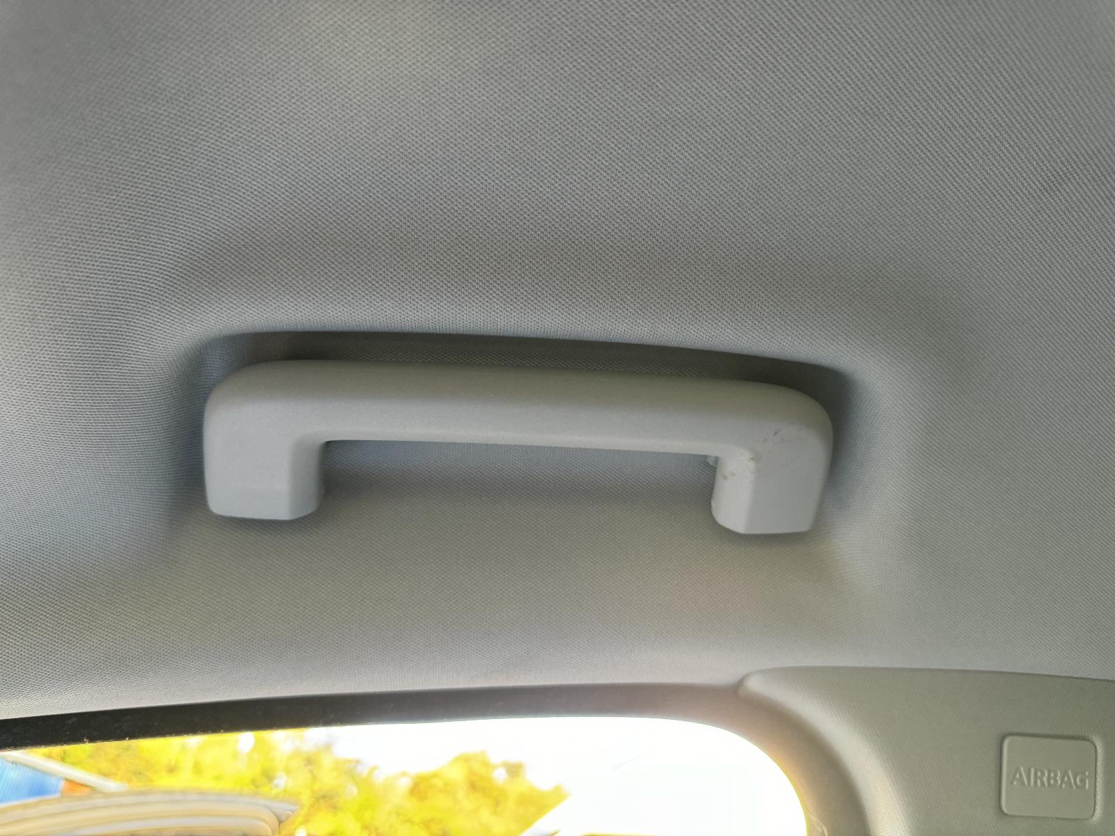View JAGUAR XF 2015 4 Door Sedan Breaking