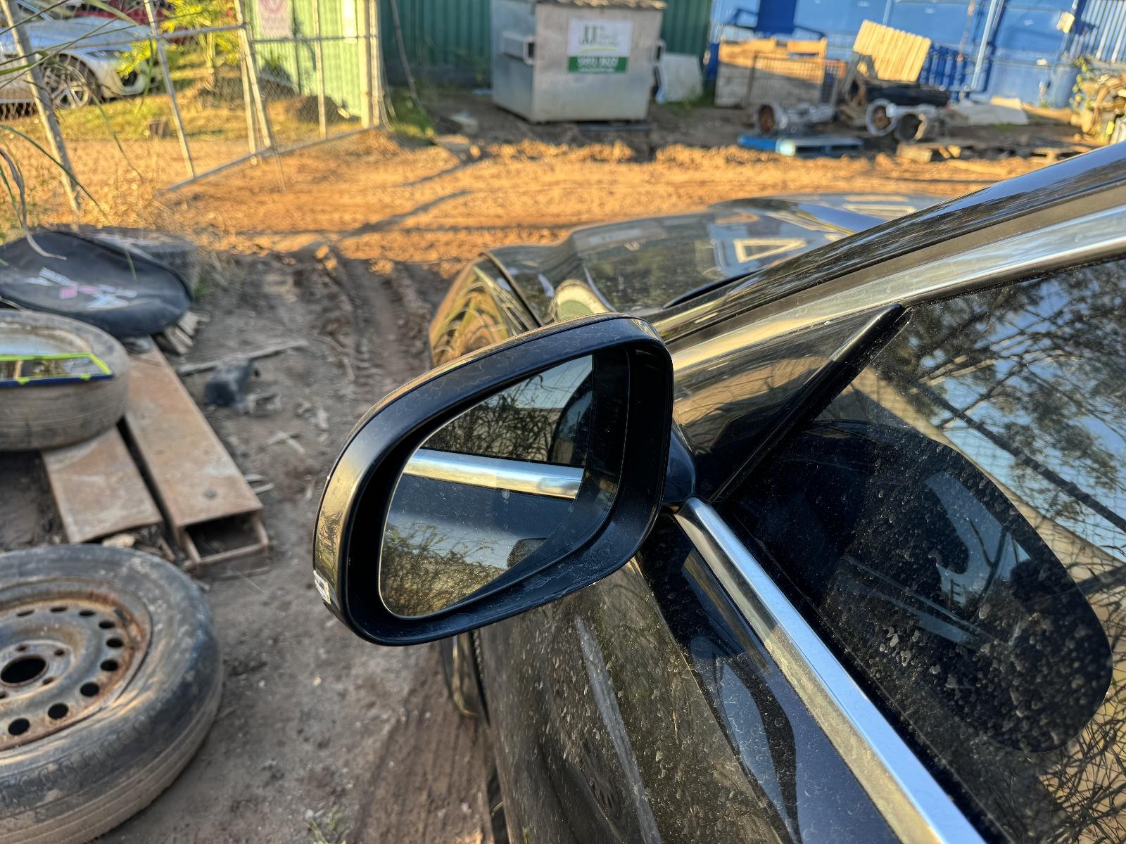 View JAGUAR XF 2015 4 Door Sedan Breaking