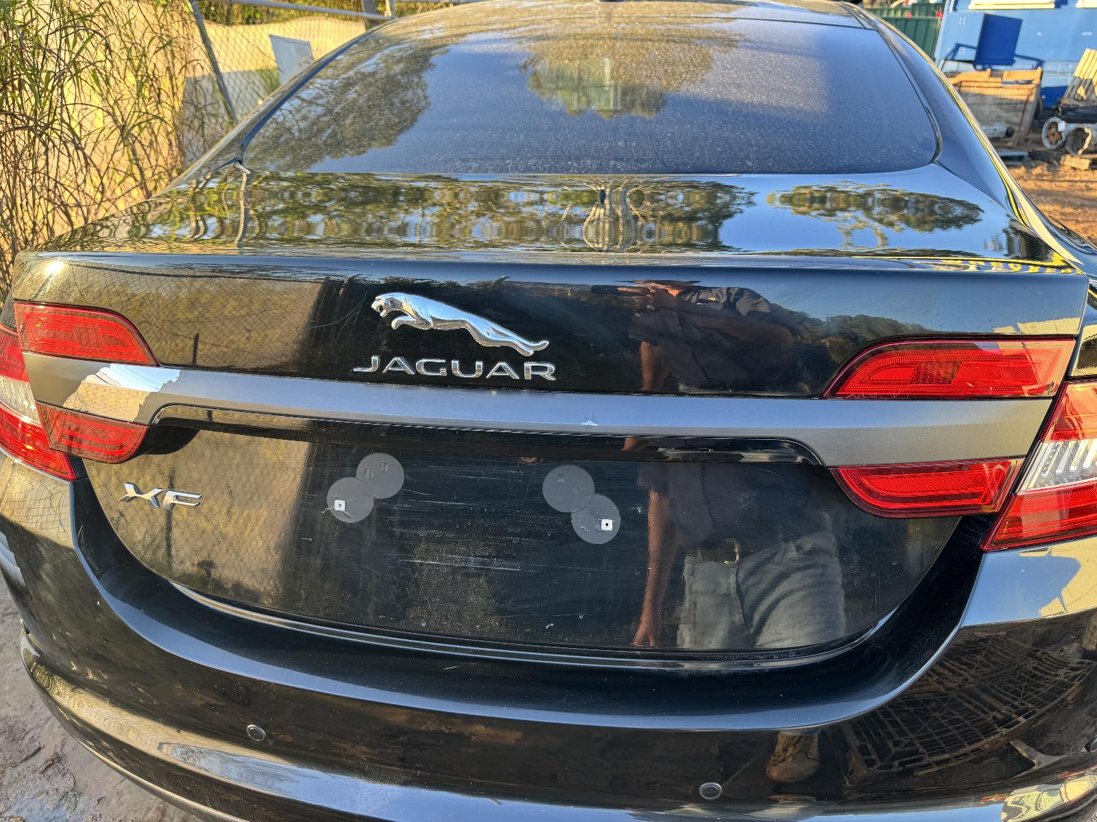 View JAGUAR XF 2015 4 Door Sedan Breaking