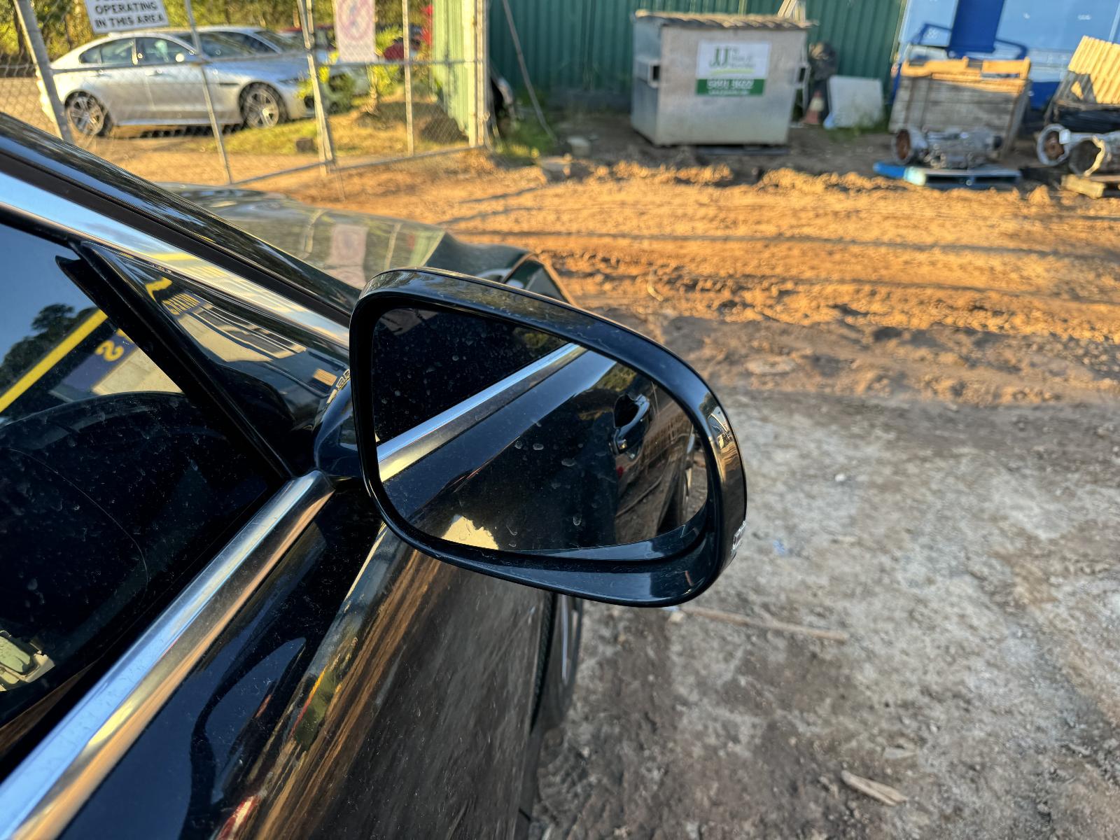 View JAGUAR XF 2015 4 Door Sedan Breaking