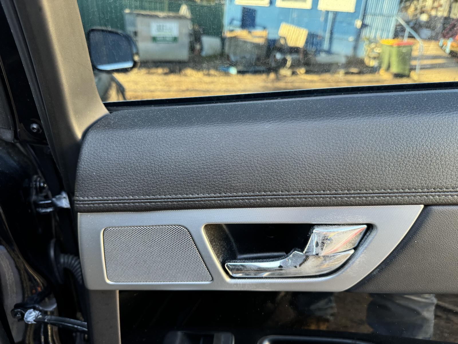 View JAGUAR XF 2015 4 Door Sedan Breaking