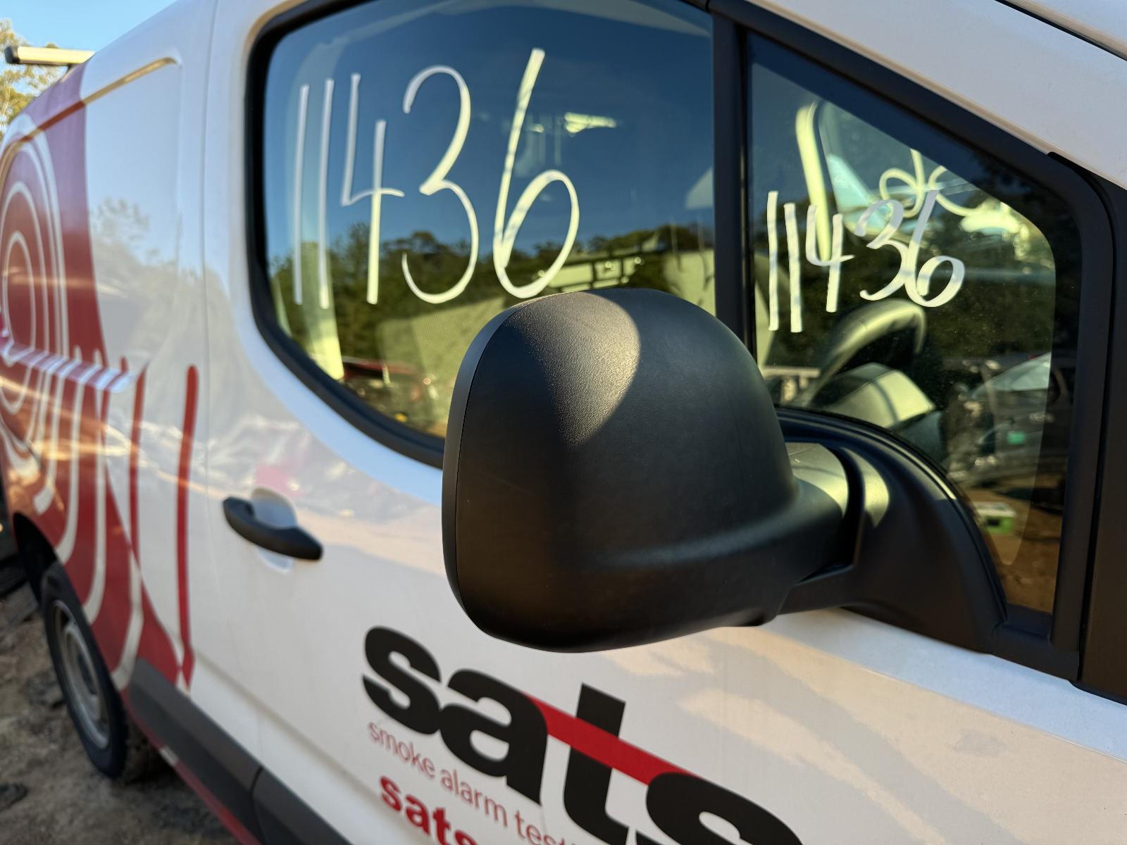 View PEUGEOT PARTNER 2023 2 Door Van Breaking